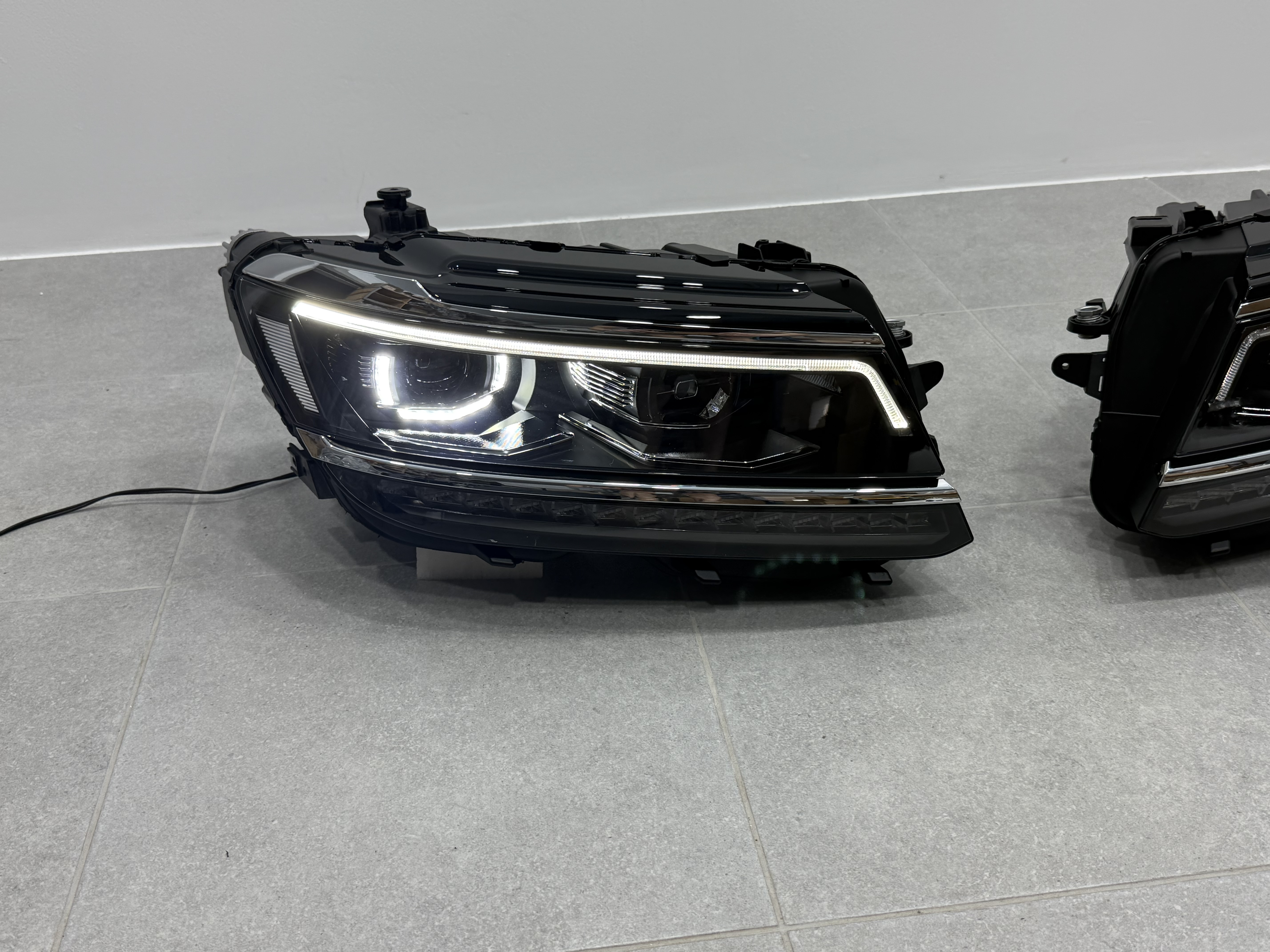 Фари FULL LED Volkswagen Tiguan 2016-2020 2шт. комплектні з блоками, ЗАМІНА ГАЛОГЕНУ 3