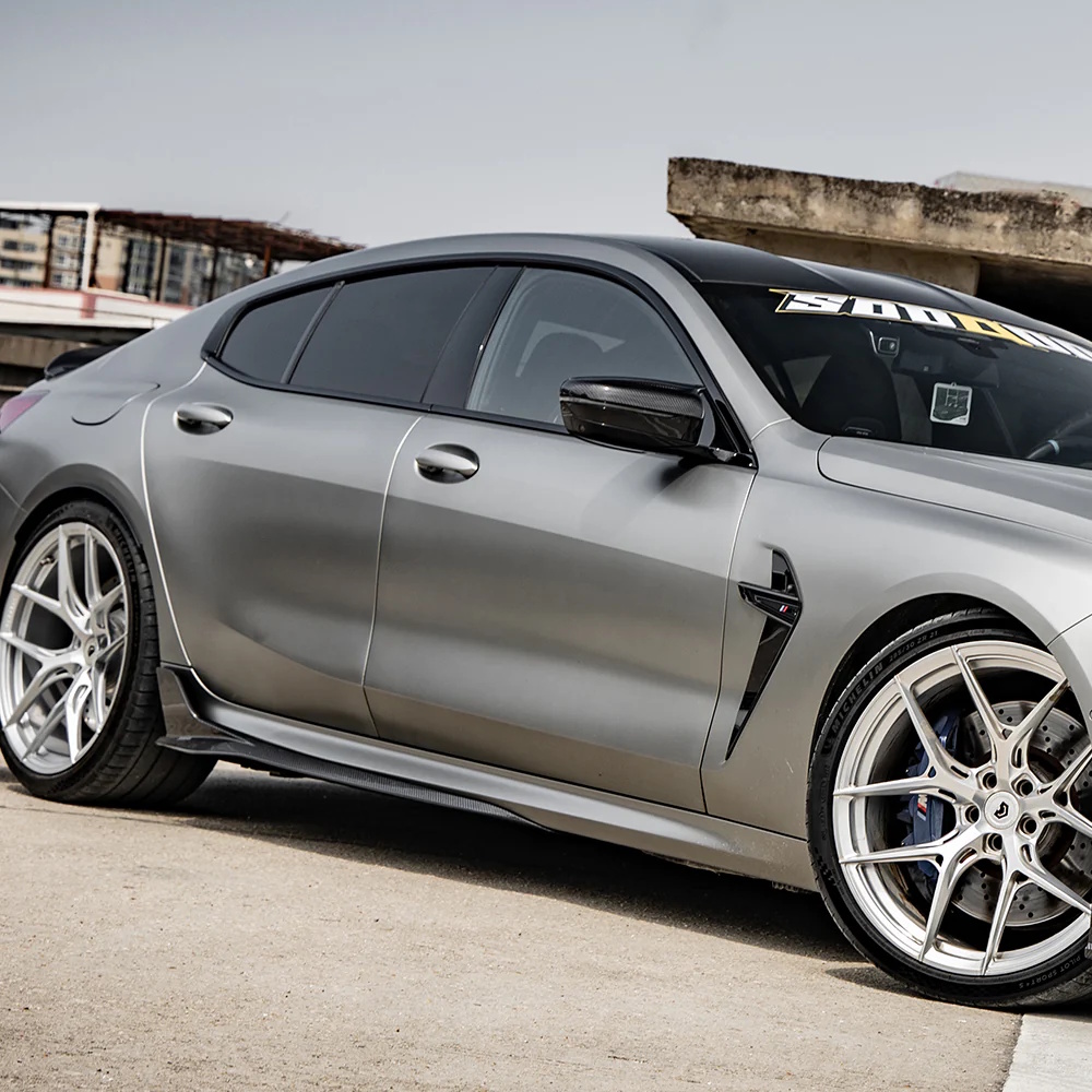 Леза на пороги (Карбон) Gran Coupe на BMW 8 Series G14 / G15 / G16 2018-2023 року 2