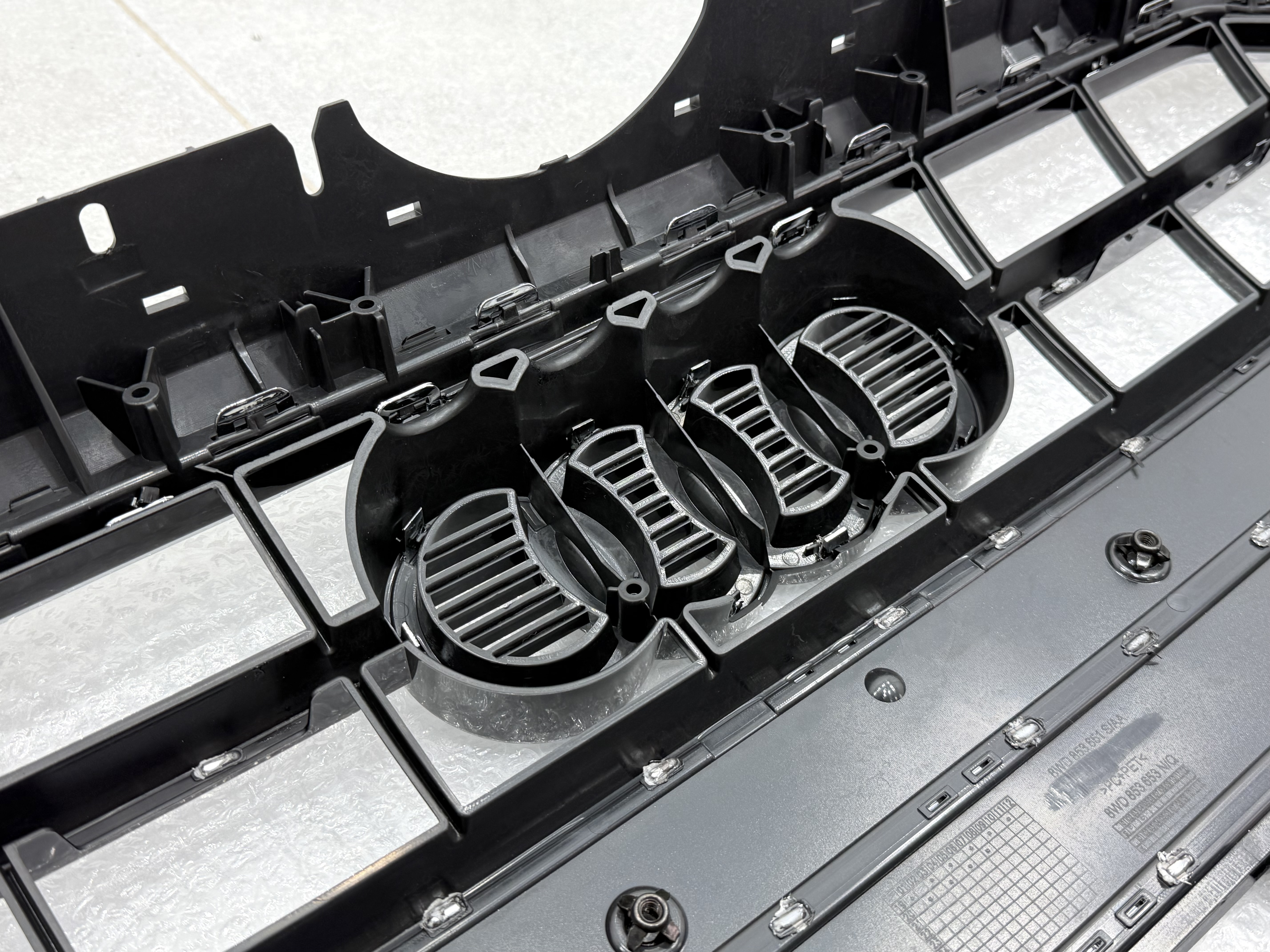 Решітка радіатора 8W0853651 для Audi A4 B9 2020-2023 5