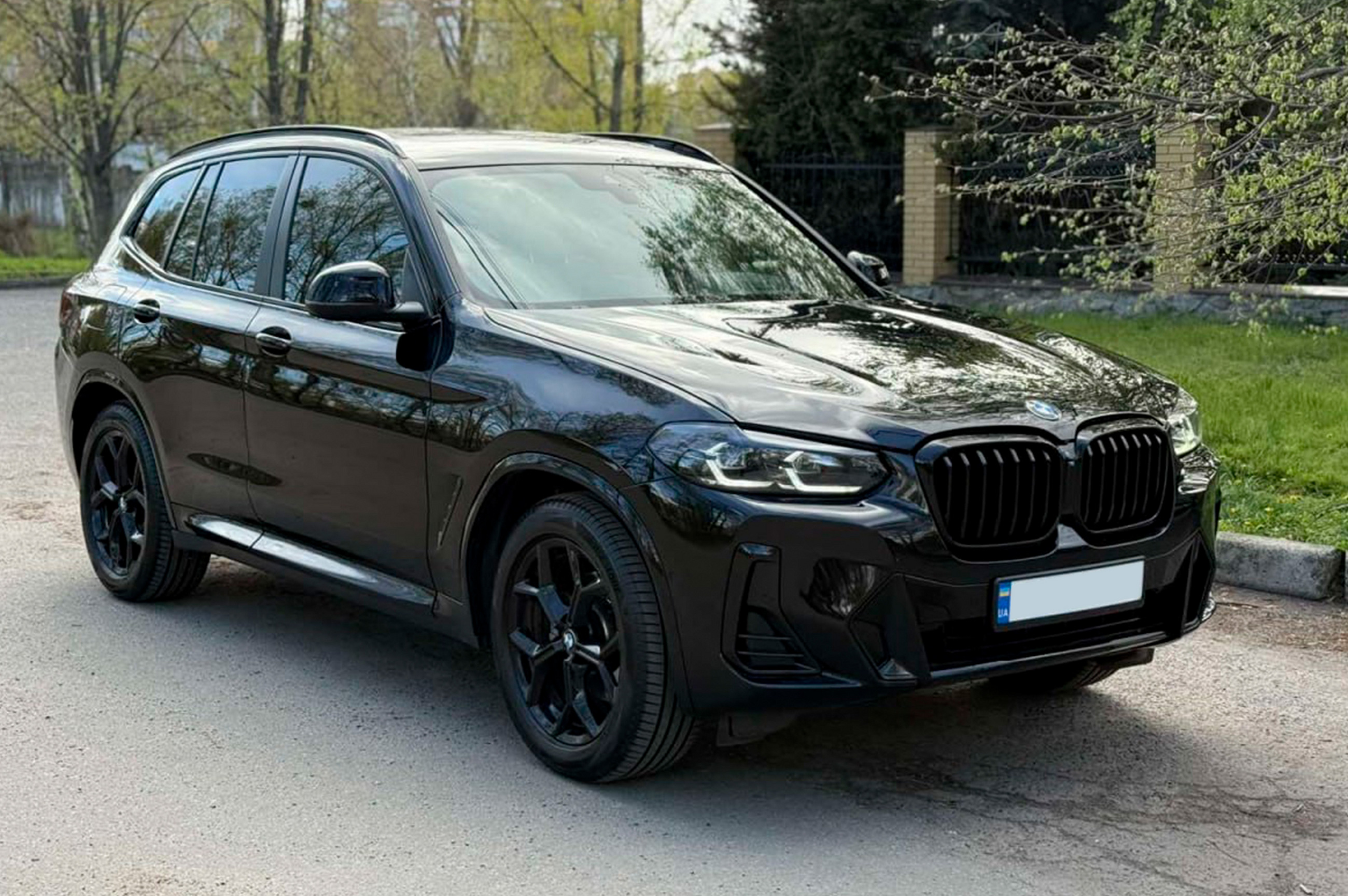 Комплект обвісів з решіткою 2022-2024 (M-Sport) 3