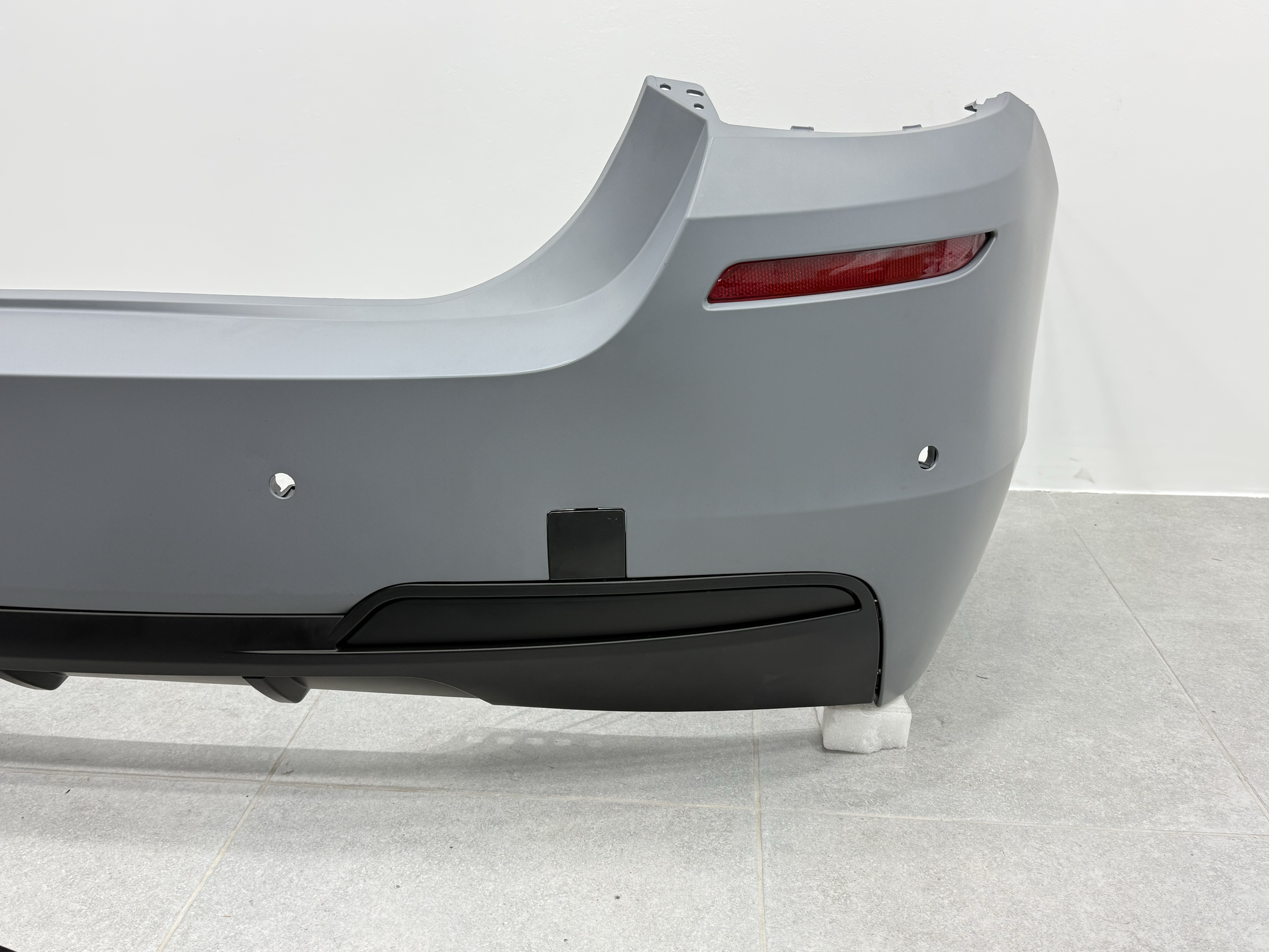 Задній бампер M Paket BMW 5 Series F10 2010-2017 5