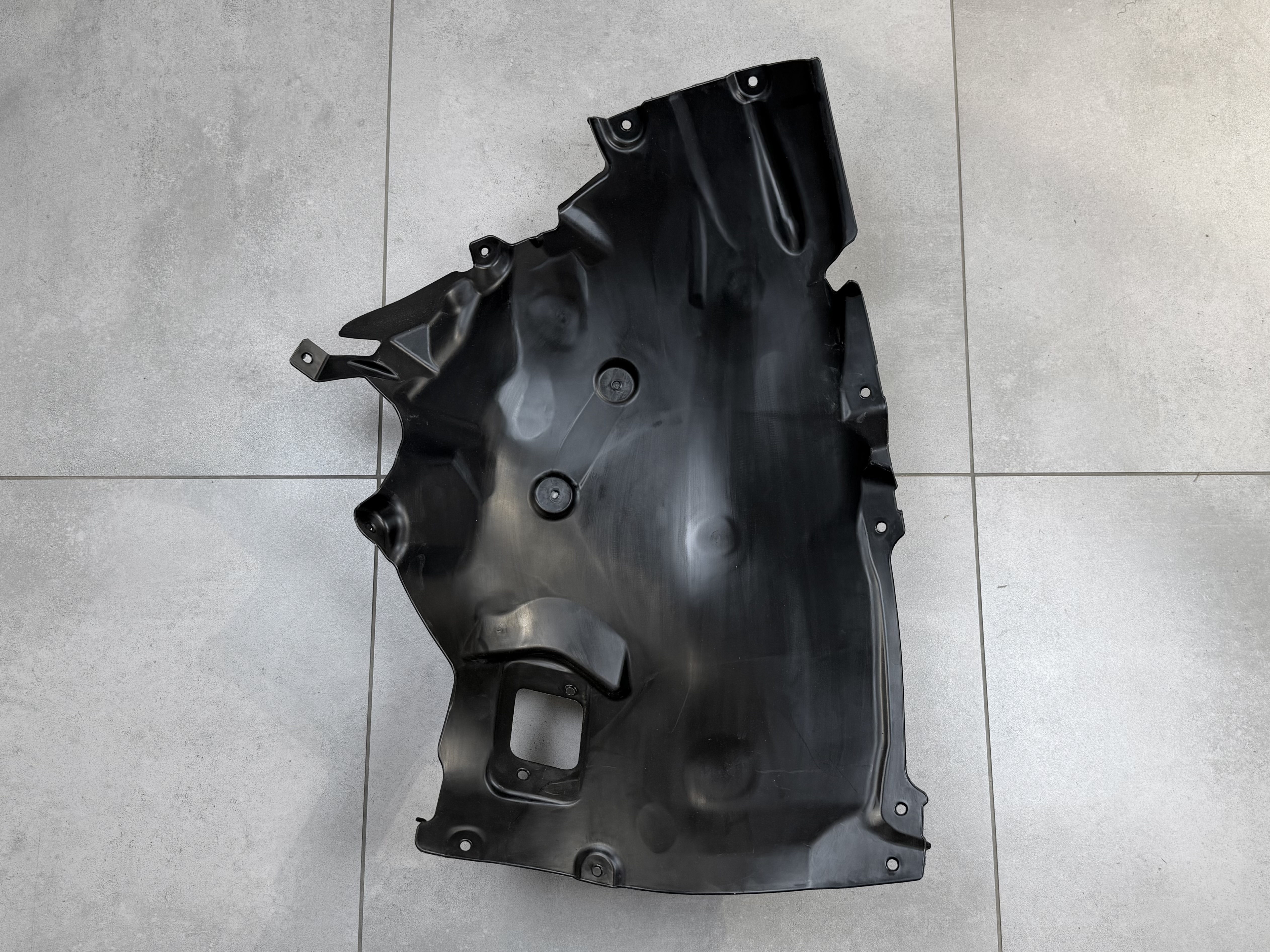 Підкрилок правий передній 51717315730 для BMW 3 series G20 G21 2019- 4