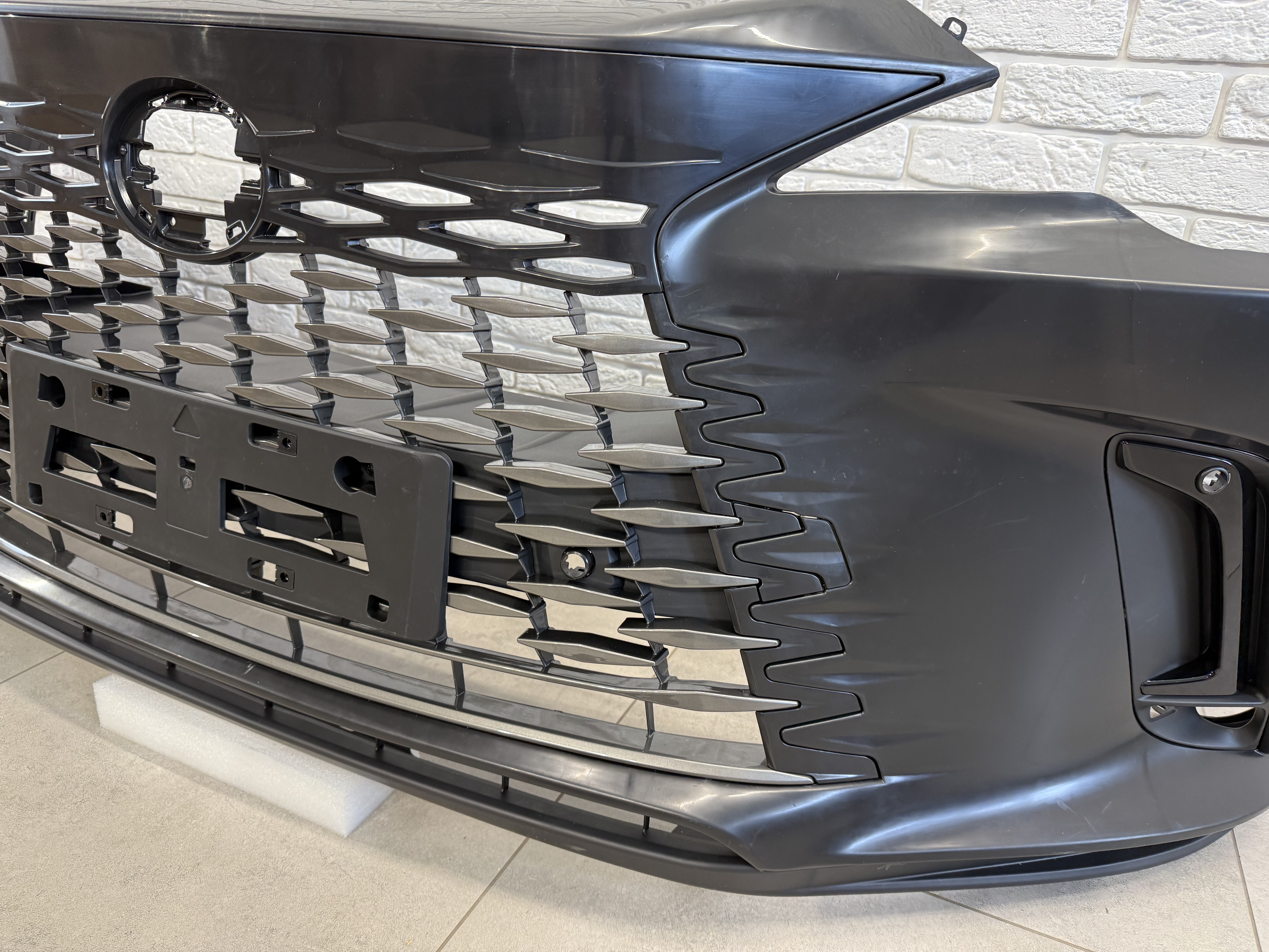 Бампер передній у зборі OEM Lexus RX 2023+ 3