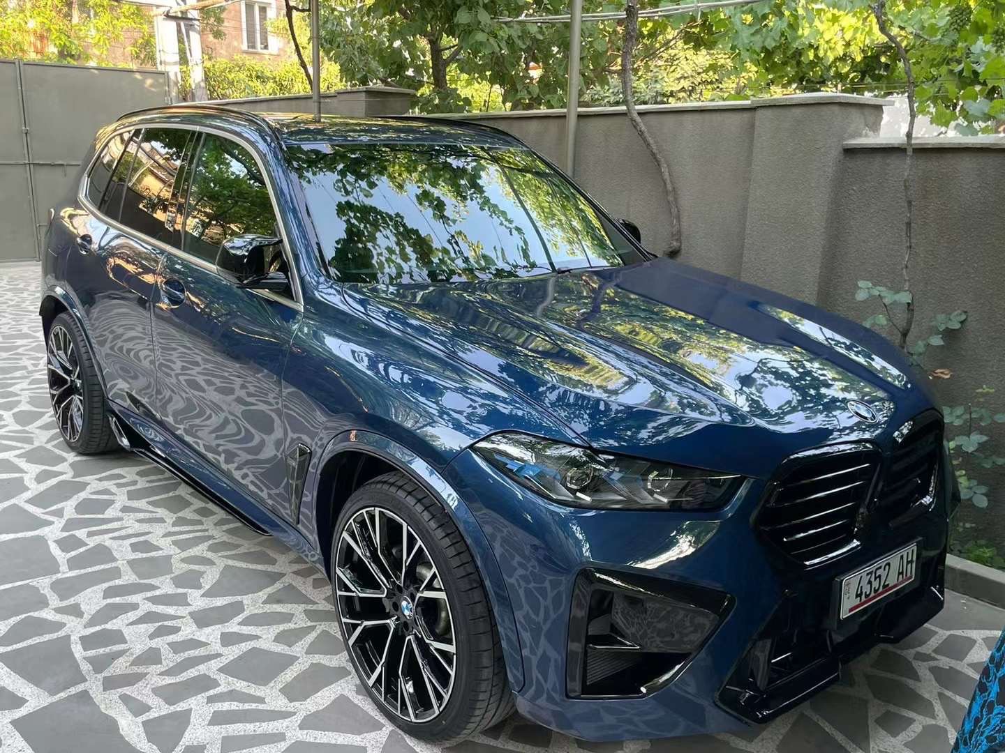 Бампер передній у зборі X5M F95 LCI для BMW X5 G05 F95 2023+ 5