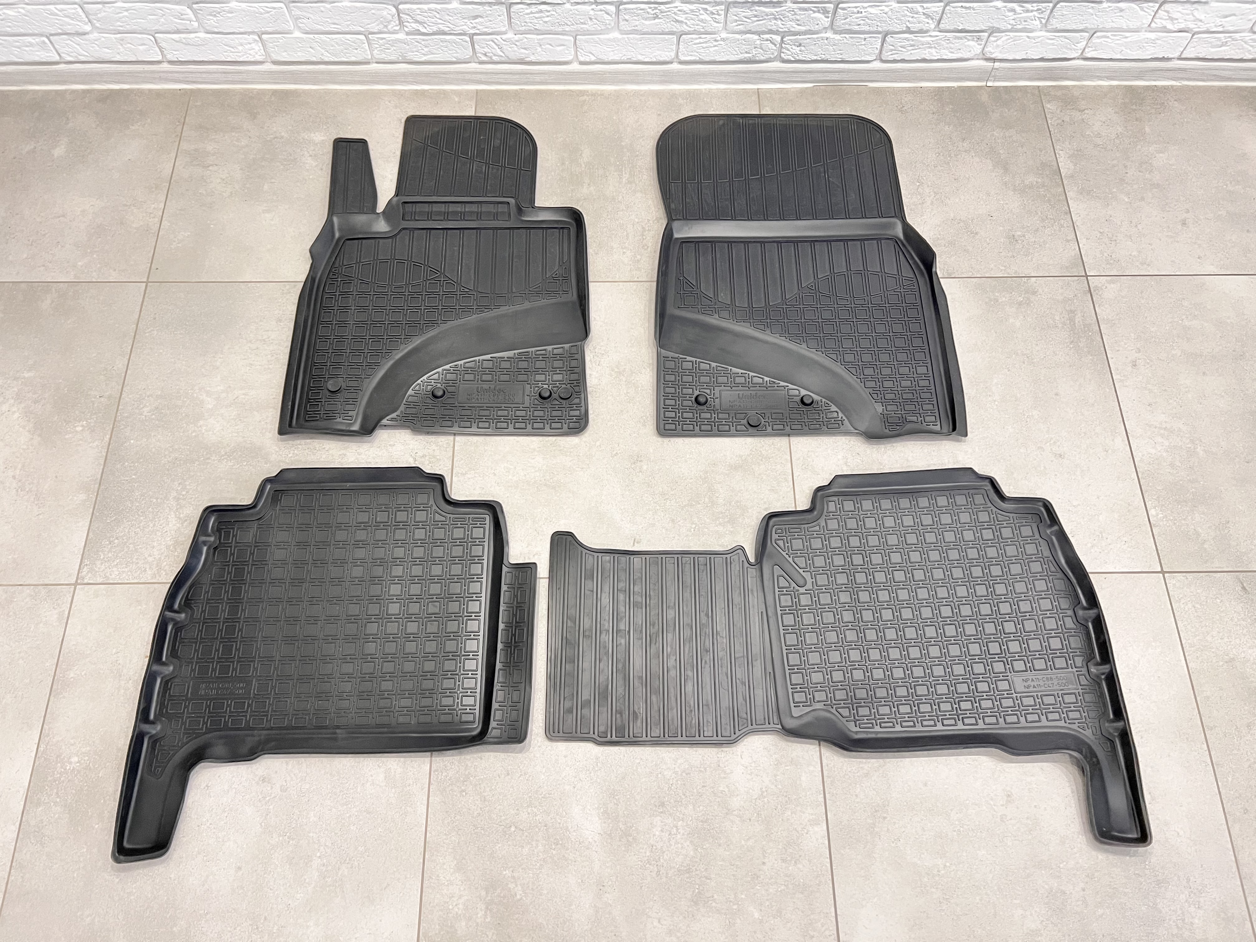 Килими салону поліуретанові Норпласт для Toyota Land Cruiser 200 2007- / 2012- / Lexus LX 570 2007-2015 2