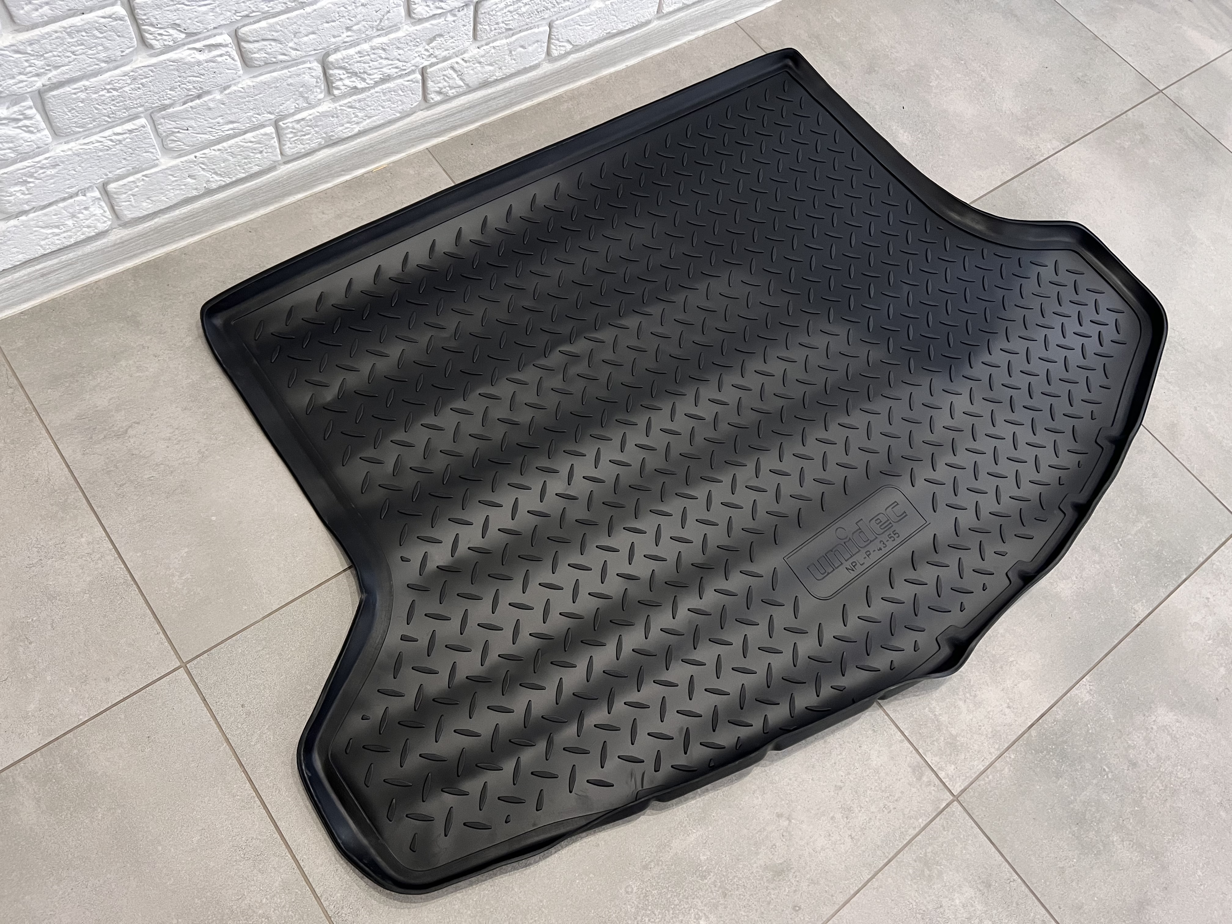 Килимок багажника поліуретановий Norplast Kia Sportage 2010-2015 4