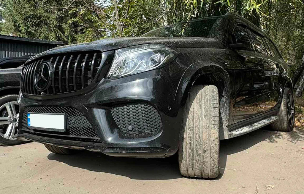 Передня решітка GT Panamericana Black (для GLS) 2