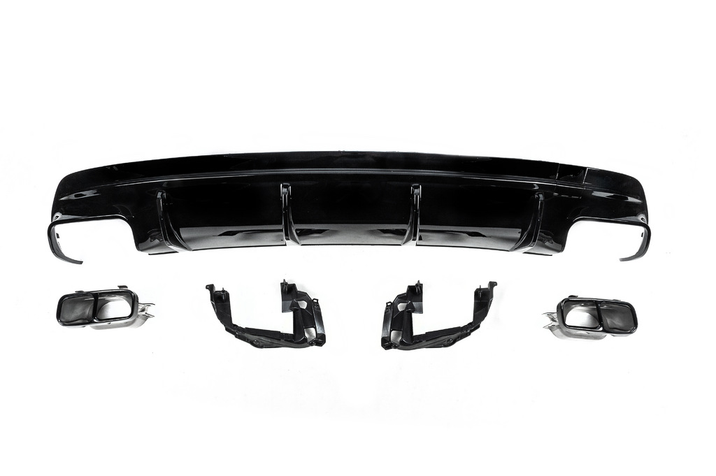 Задній дифузор Black (дизайн CLA45 з насадками)