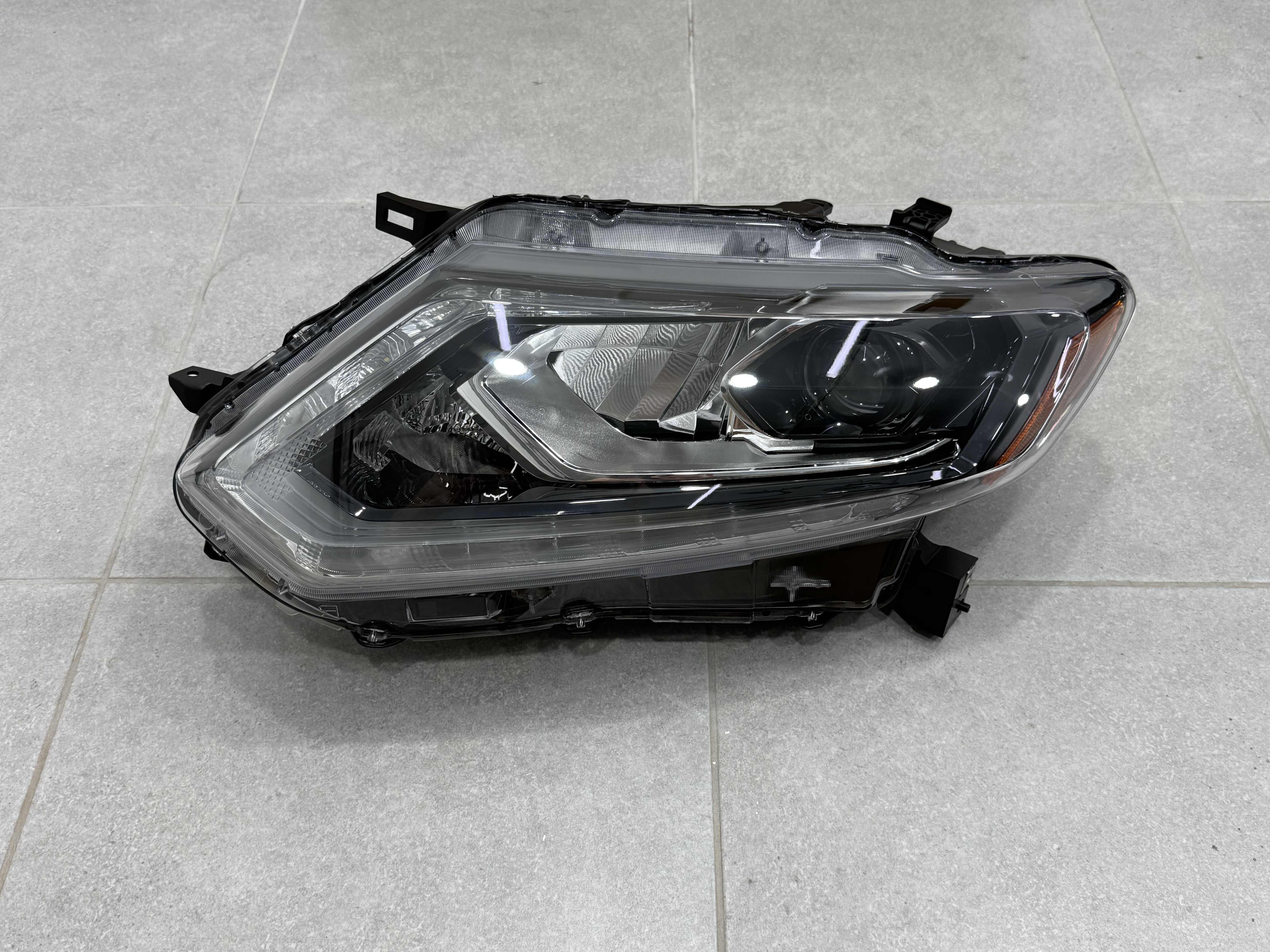 Ліва фара Full LED з лінзою для Nissan X-Trail 32 / Rogue 2014-2016 2