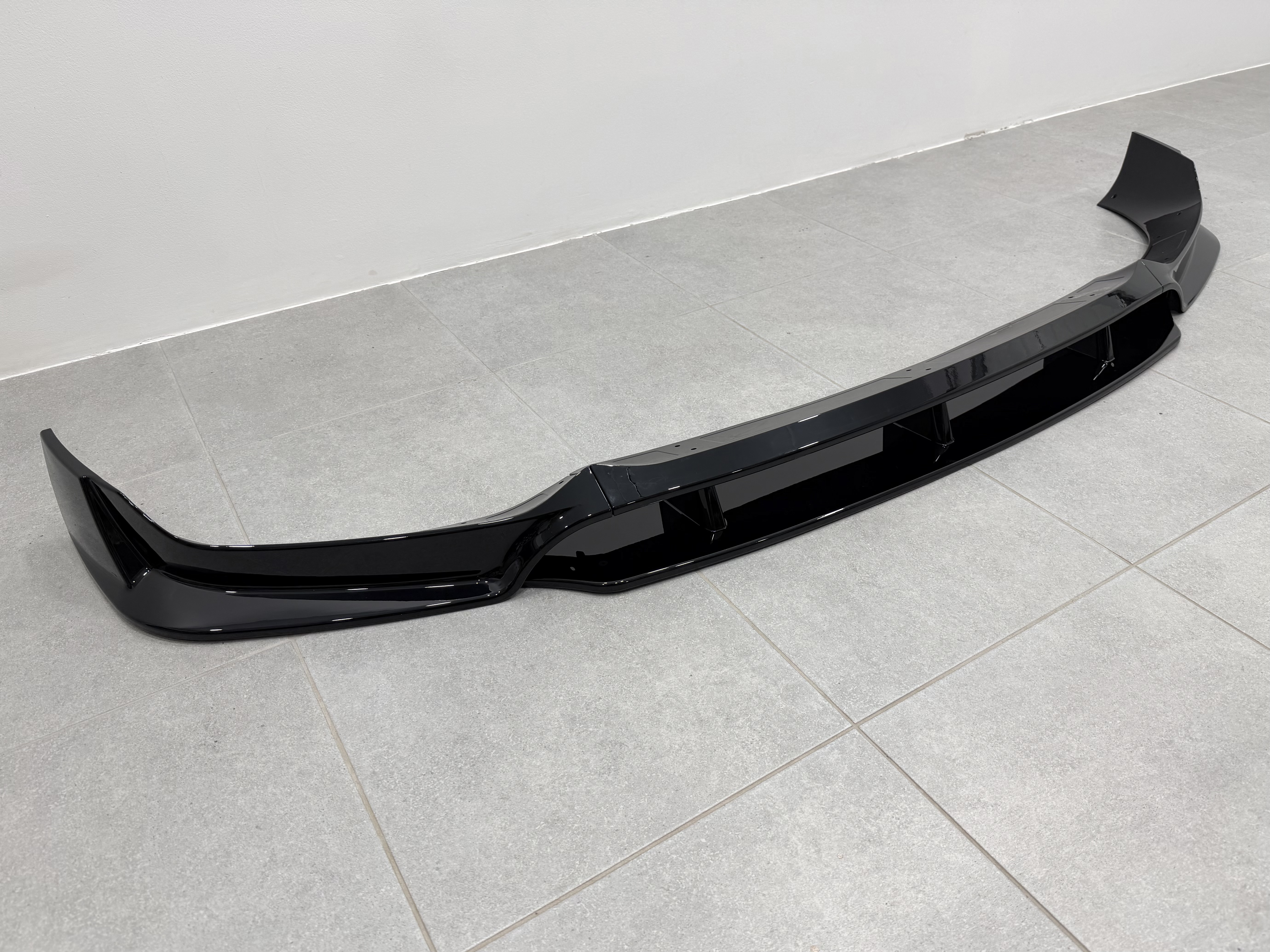 Комплект обвісу M paket Paradigm Black Knight для BMW X6 G06 2018-2022, колір чорний глянець 3