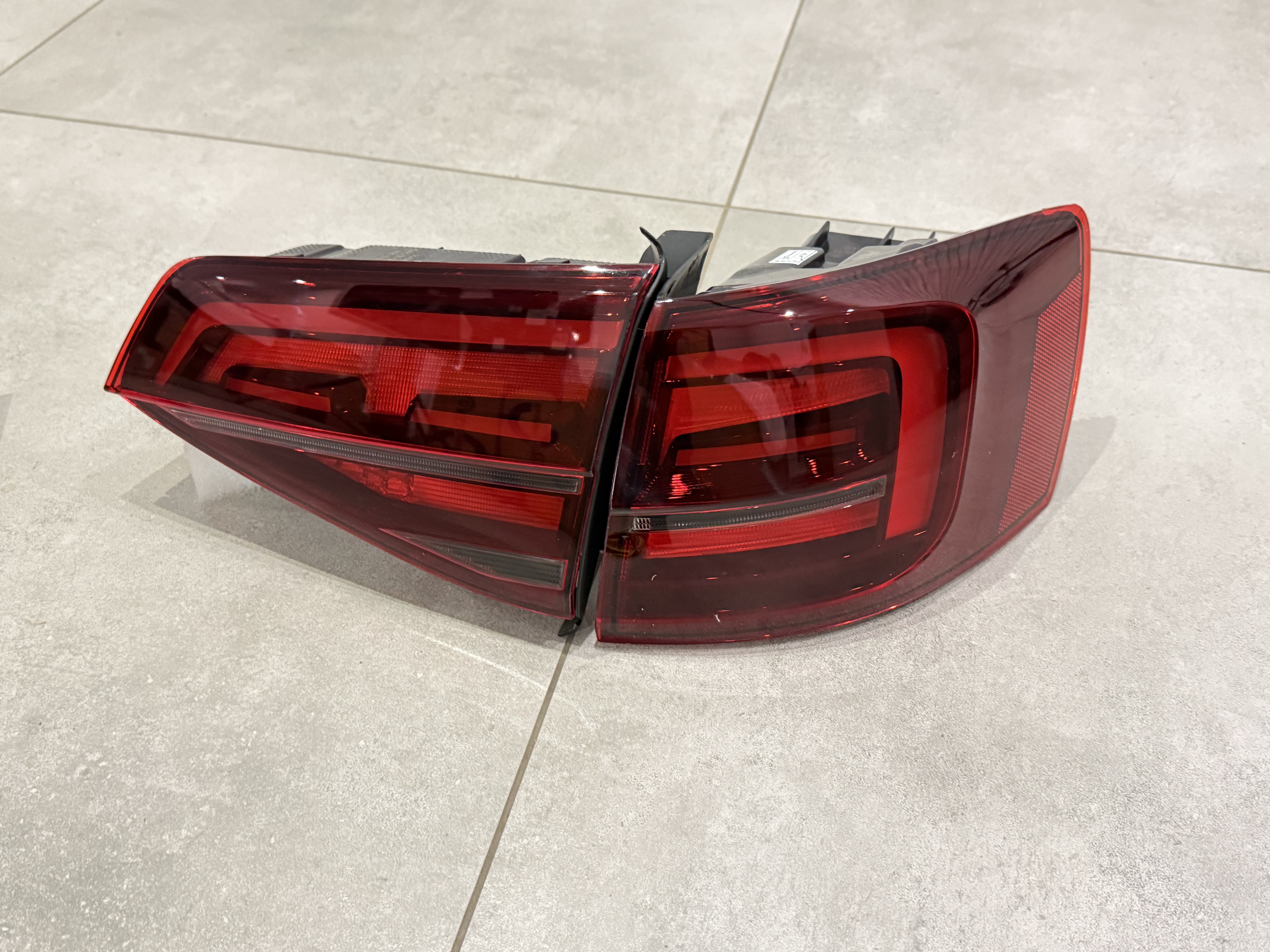 Задні LED ліхтарі Volkswagen Jetta 6 рестайлінг 2014-2018 5