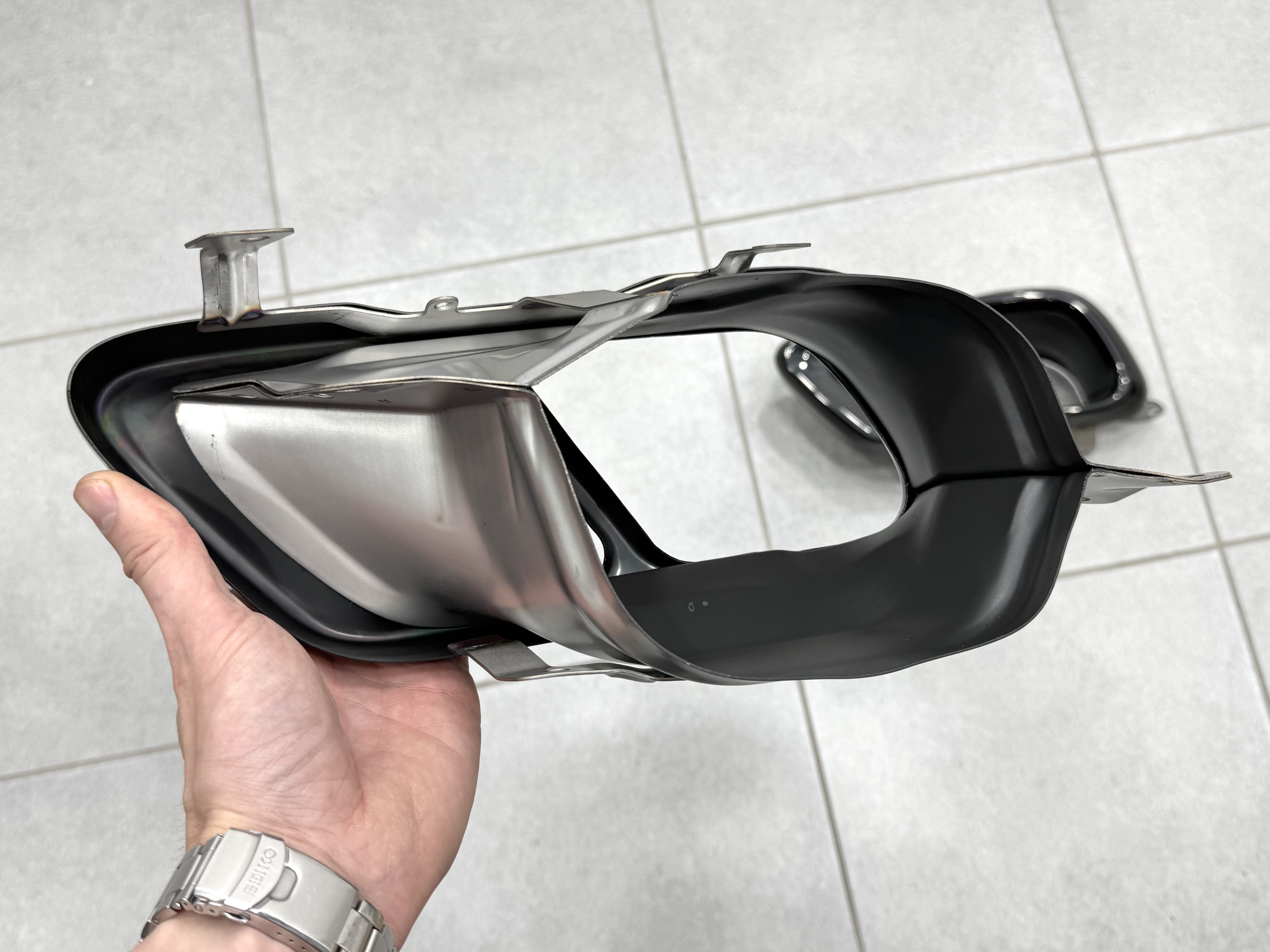 Насадки на вихлопні труби M Paket LCI для BMW X5 G05 / X6 G06 / X7 G07 чорні 5