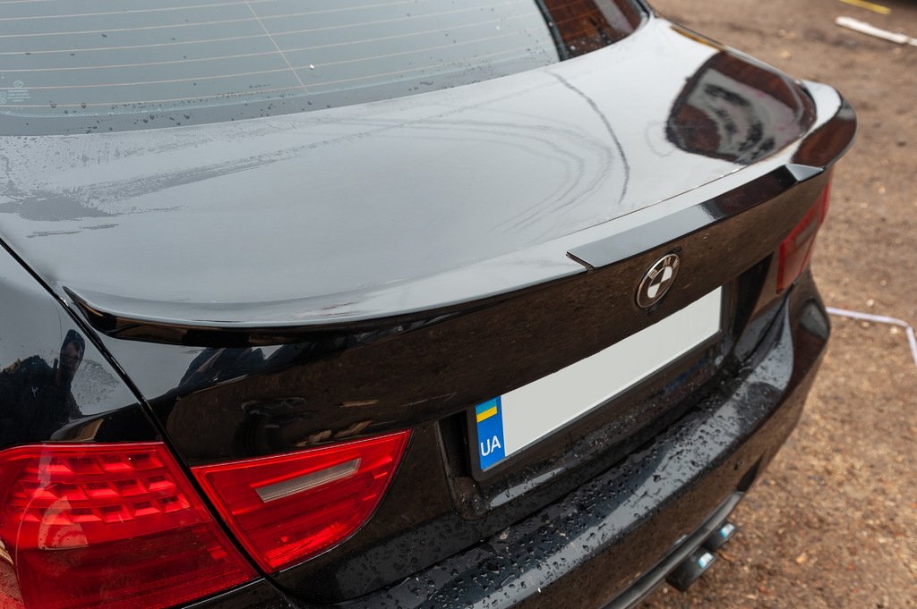 Спойлер М4-Style (для E90, під фарбування) 2