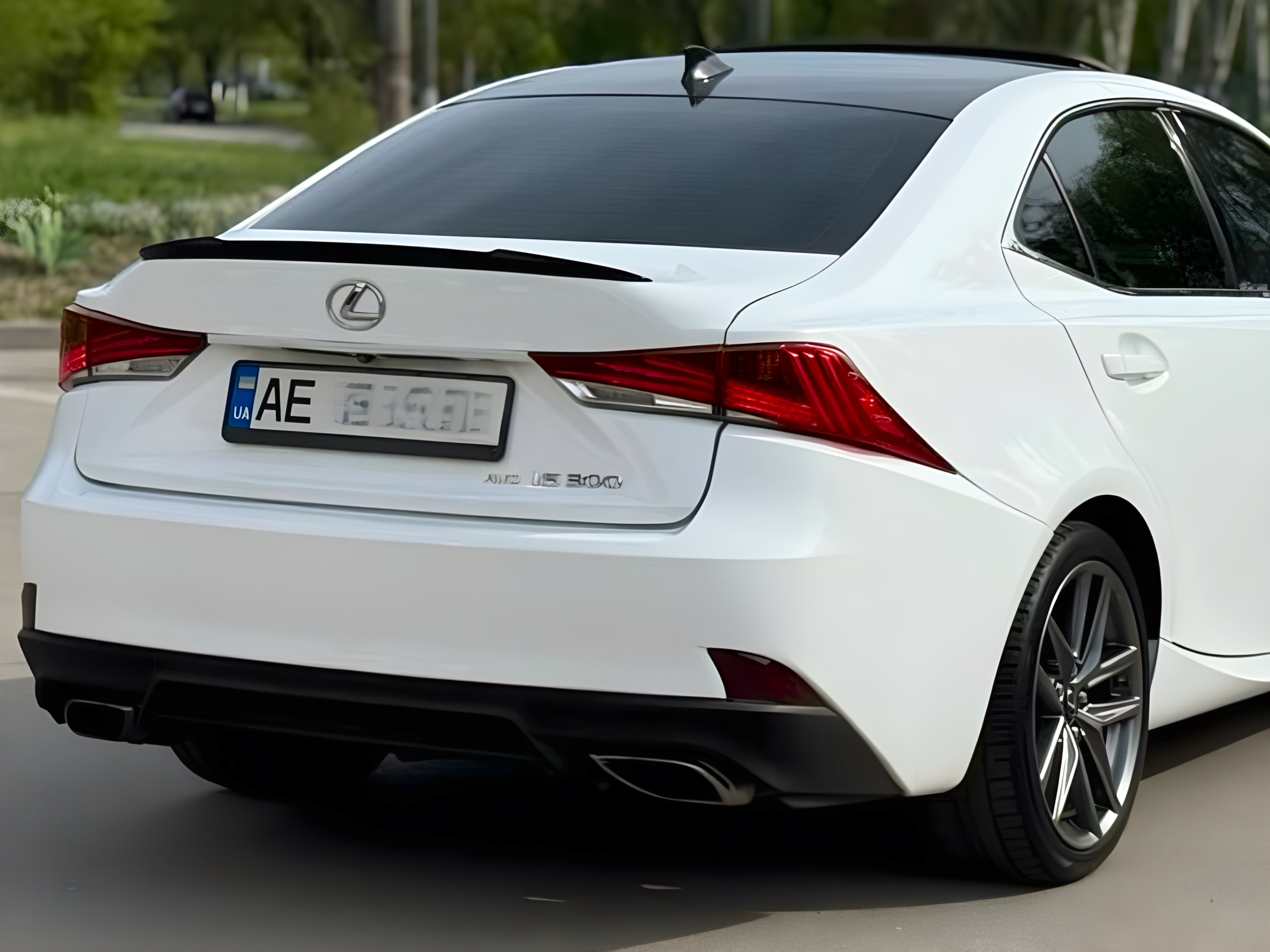 Спойлер лип багажника Lexus IS 2013-2020 ABS пластик, колір чорний глянець 2