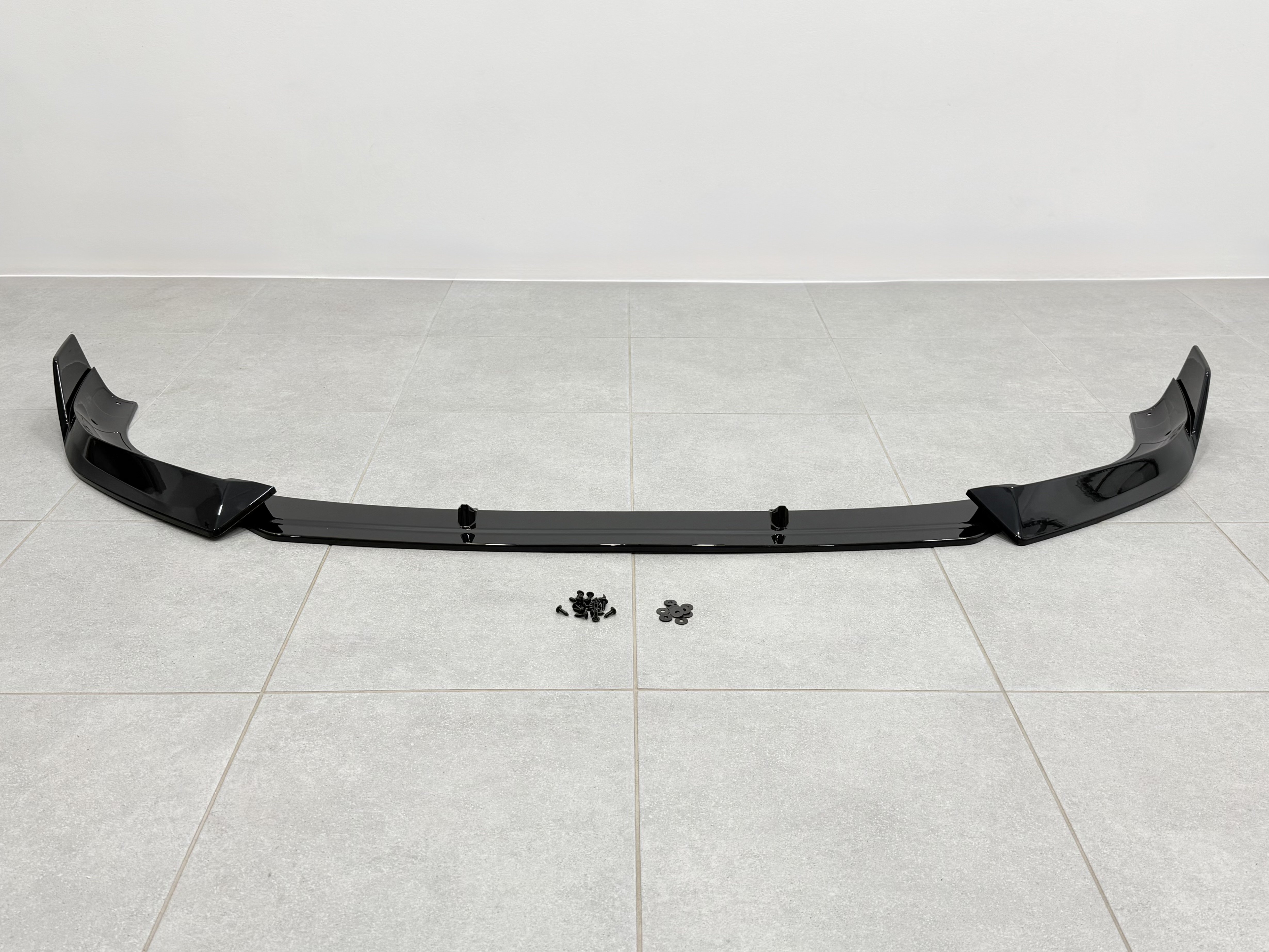 Юбка переднього бампера M-Performance для BMW X1 U11 U12 2022- ABS пластик, чорний глянець 2