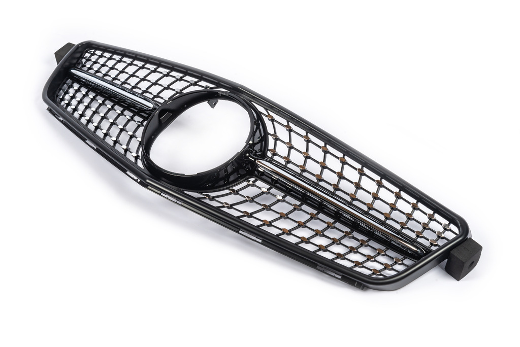 Передня решітка Diamond Black 3