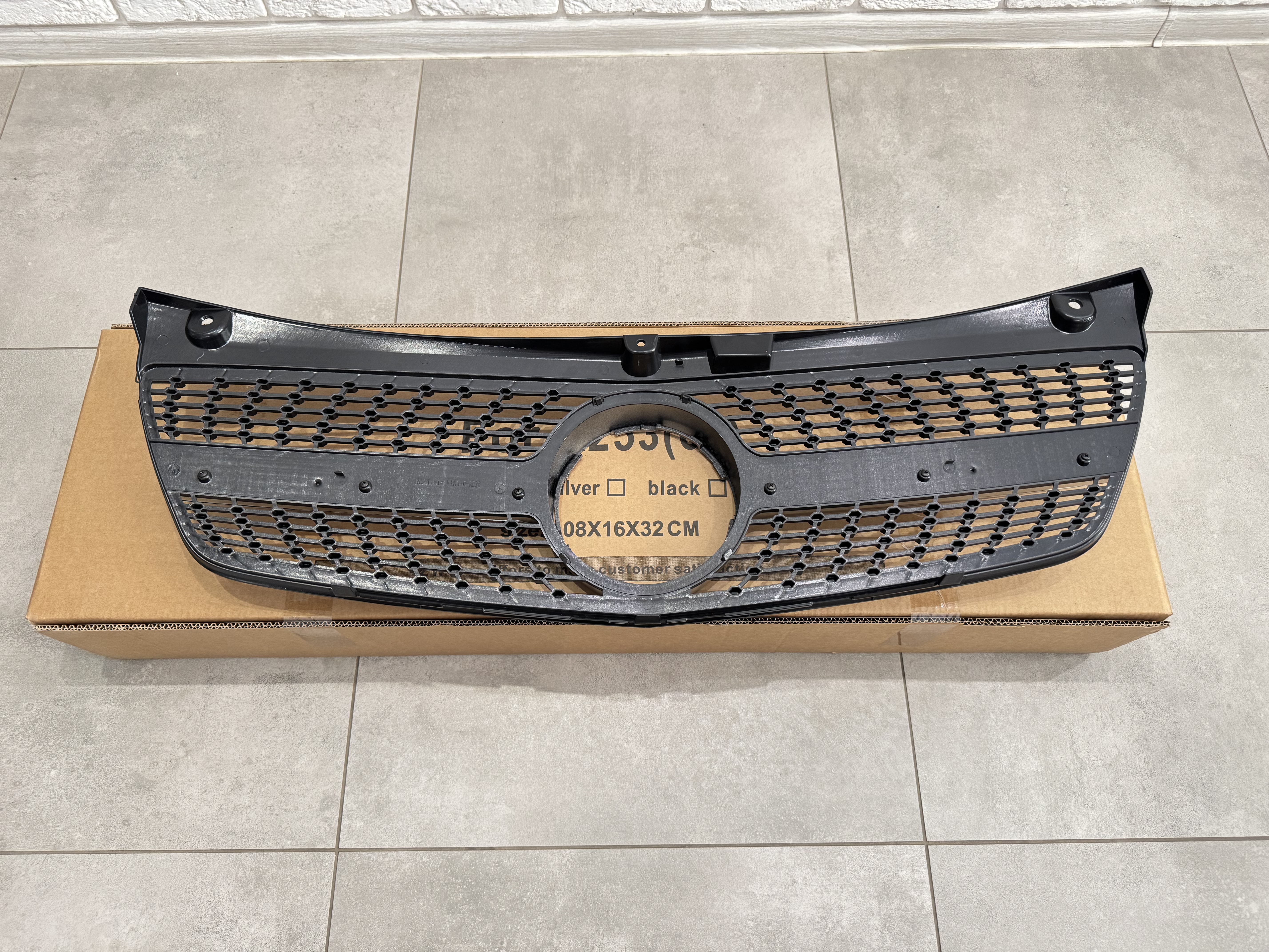 Решітка радіатора DIAMOND Mercedes Benz Vito W639 2010-2015 4