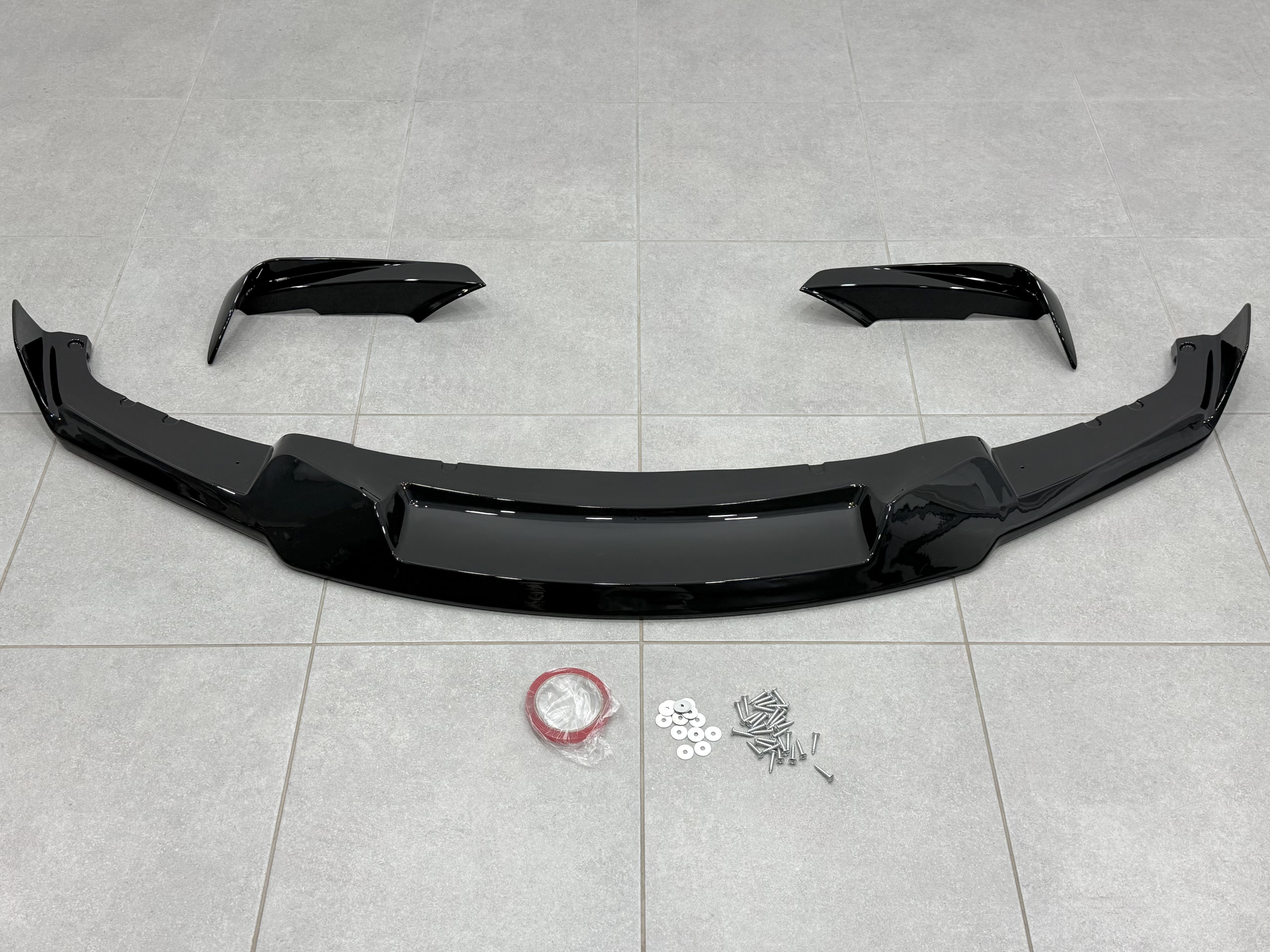 Юбка переднього бампера M-Performance MAD F30 F31 2012-2018, колір чорний глянець 2