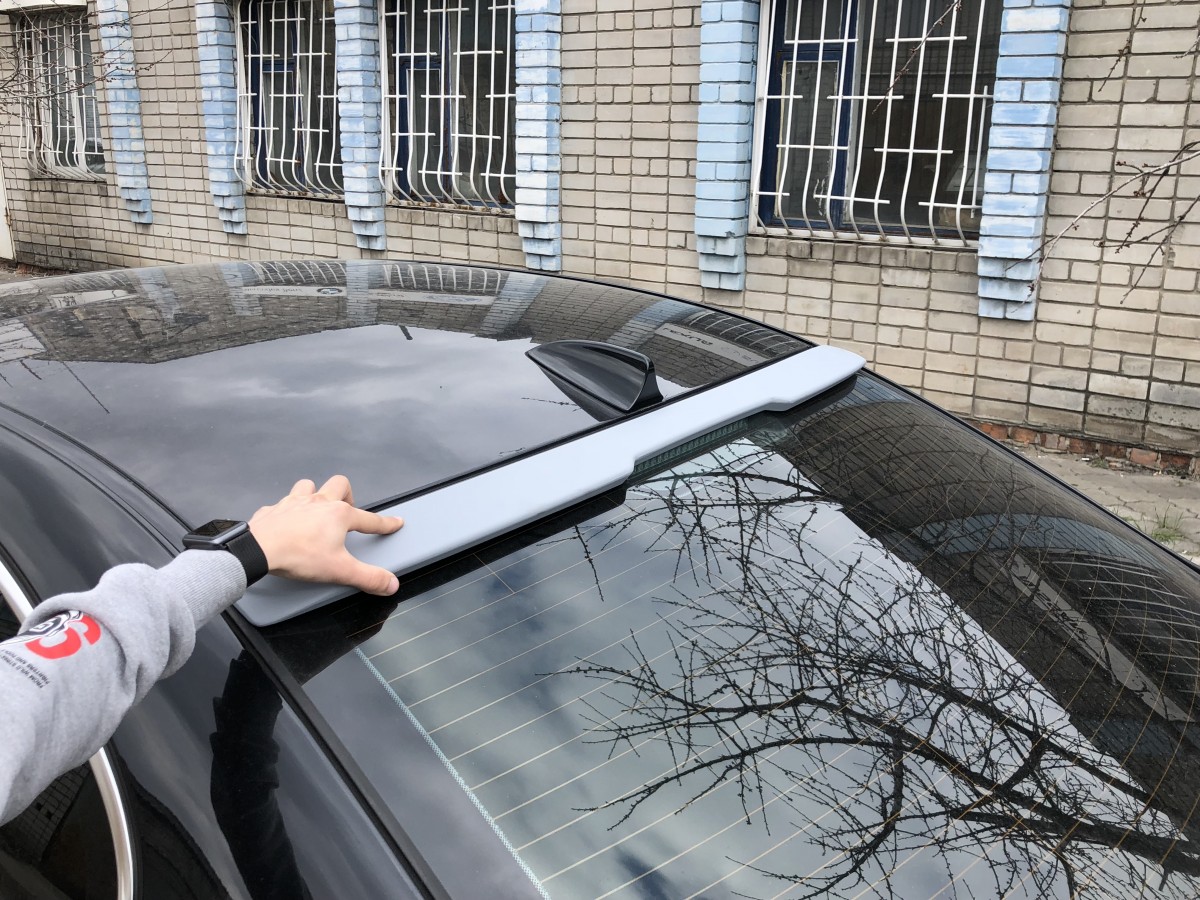 Козирок на скло BMW E60 2004-2009 ABS пластик під фарбування 4