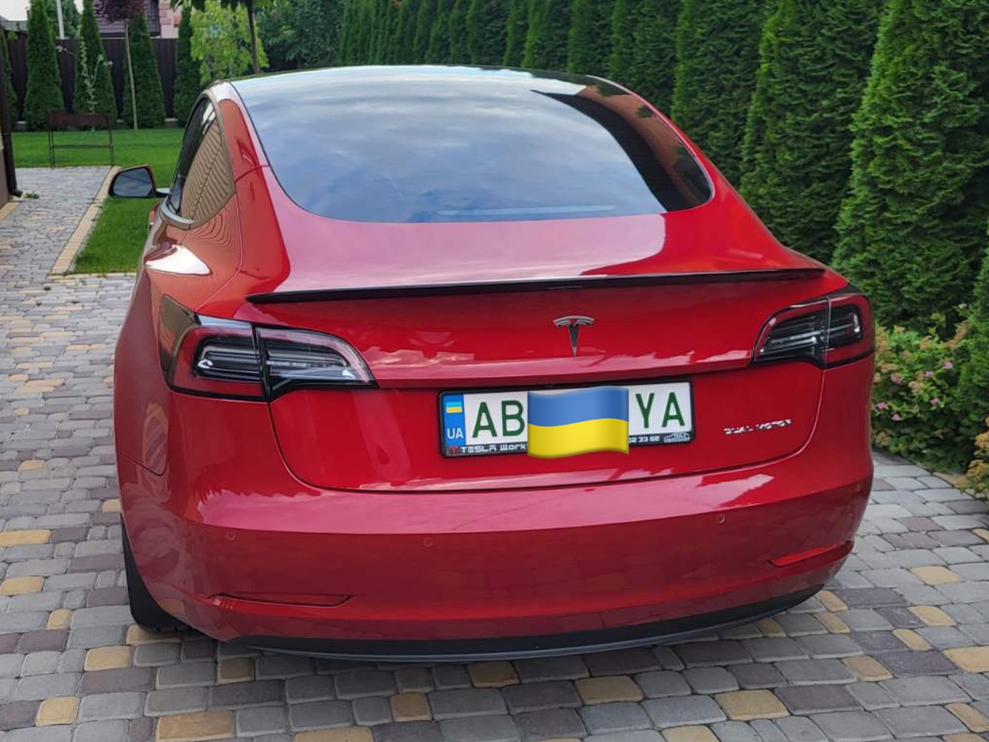 Спойлер лип багажника Tesla model 3 2017- ABS пластик, колір чорний глянець 2