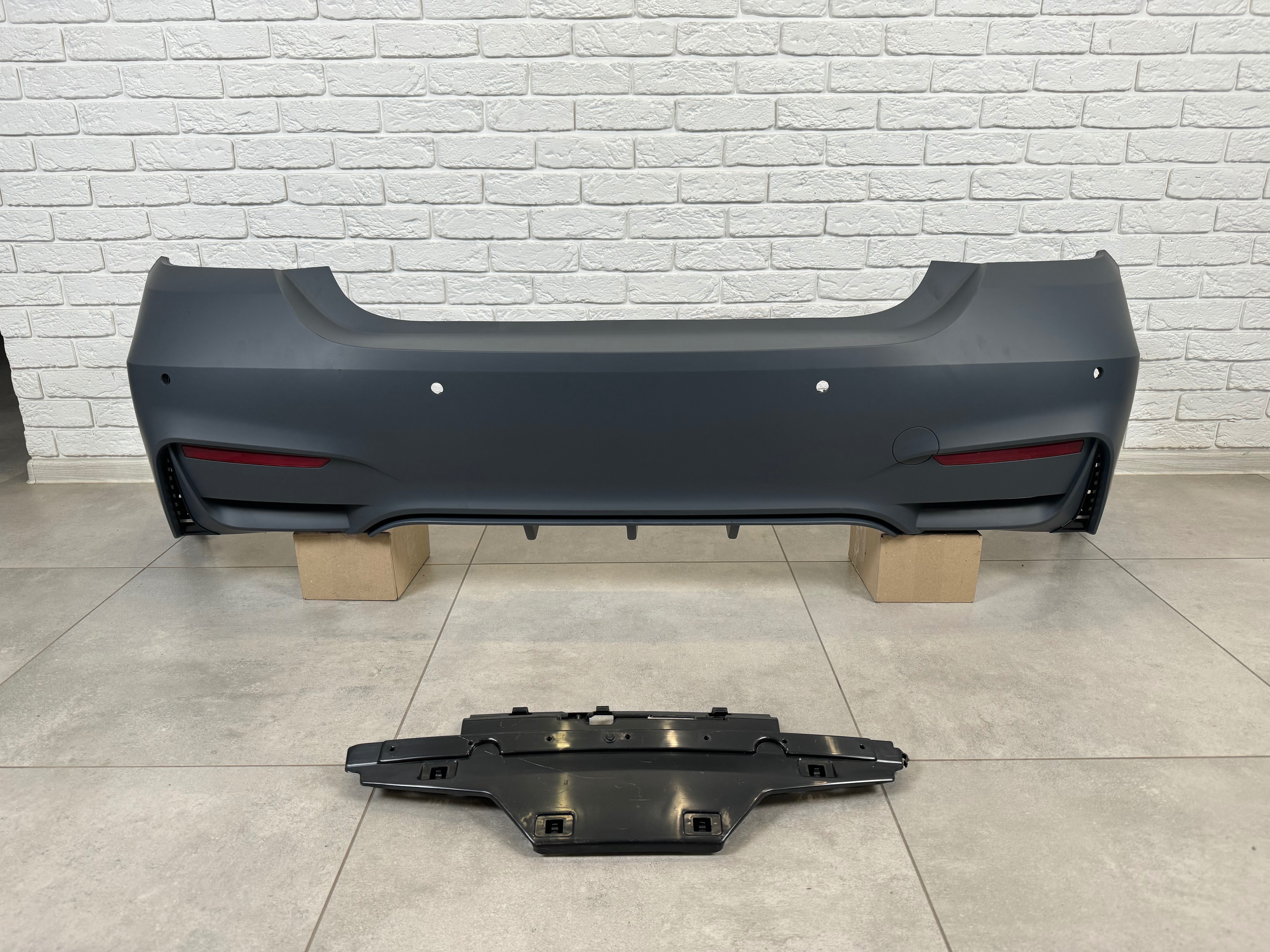 Задній бампер M4 стиль для BMW 4 series F32 F33 F36 2013-2020 6