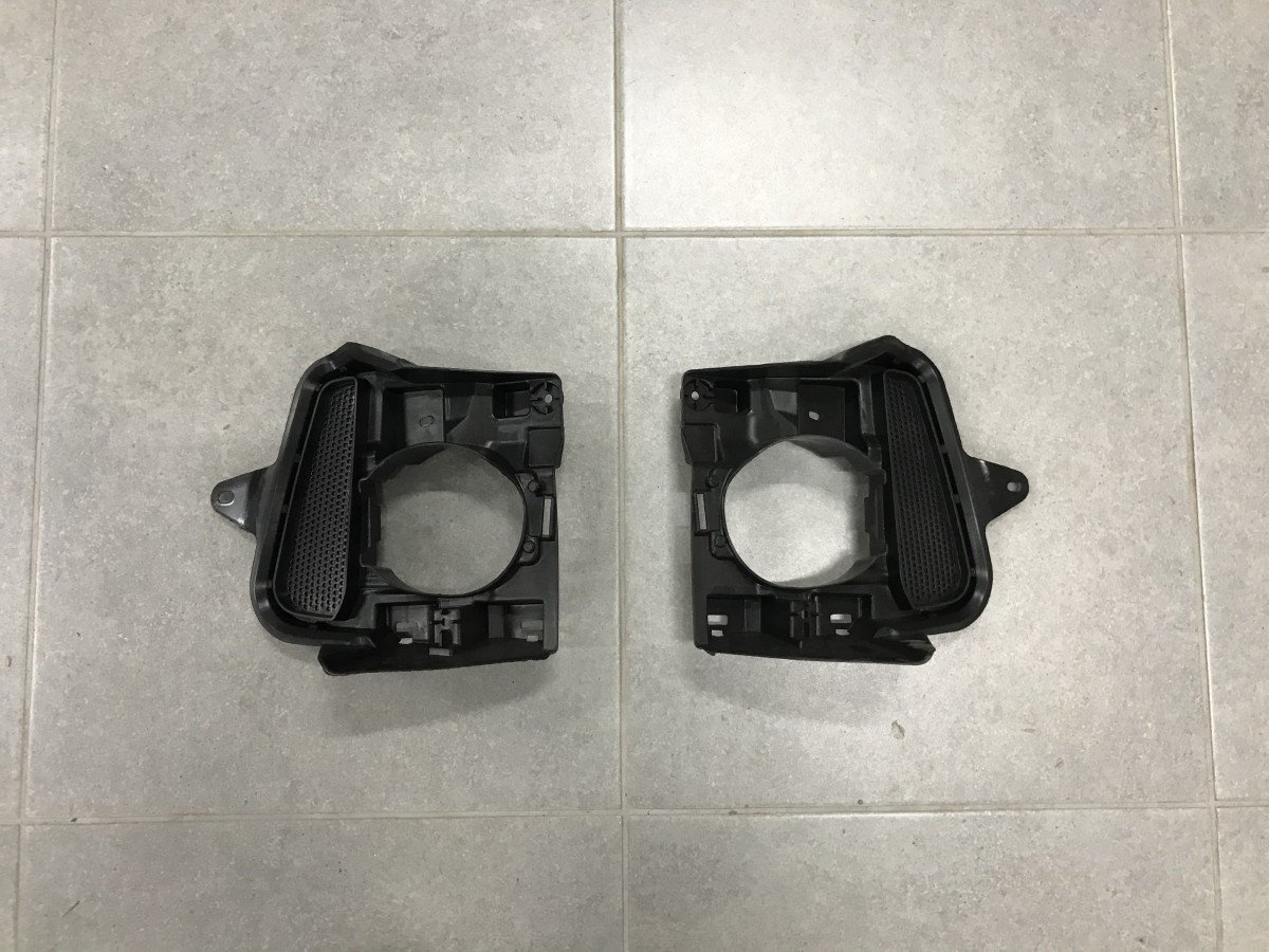 Кріплення передніх ПТФ 5271260020 / 5271160050 Lexus LX 570 2012-2015