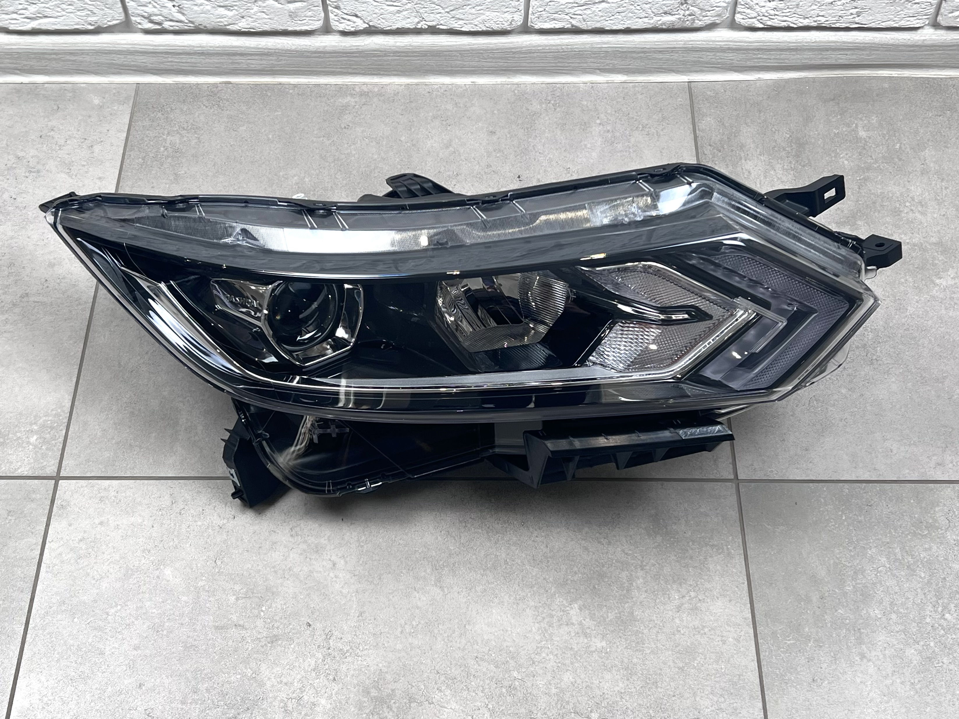 Права фара галоген Nissan Qashqai 17-21 / Rogue sport 19-21 2