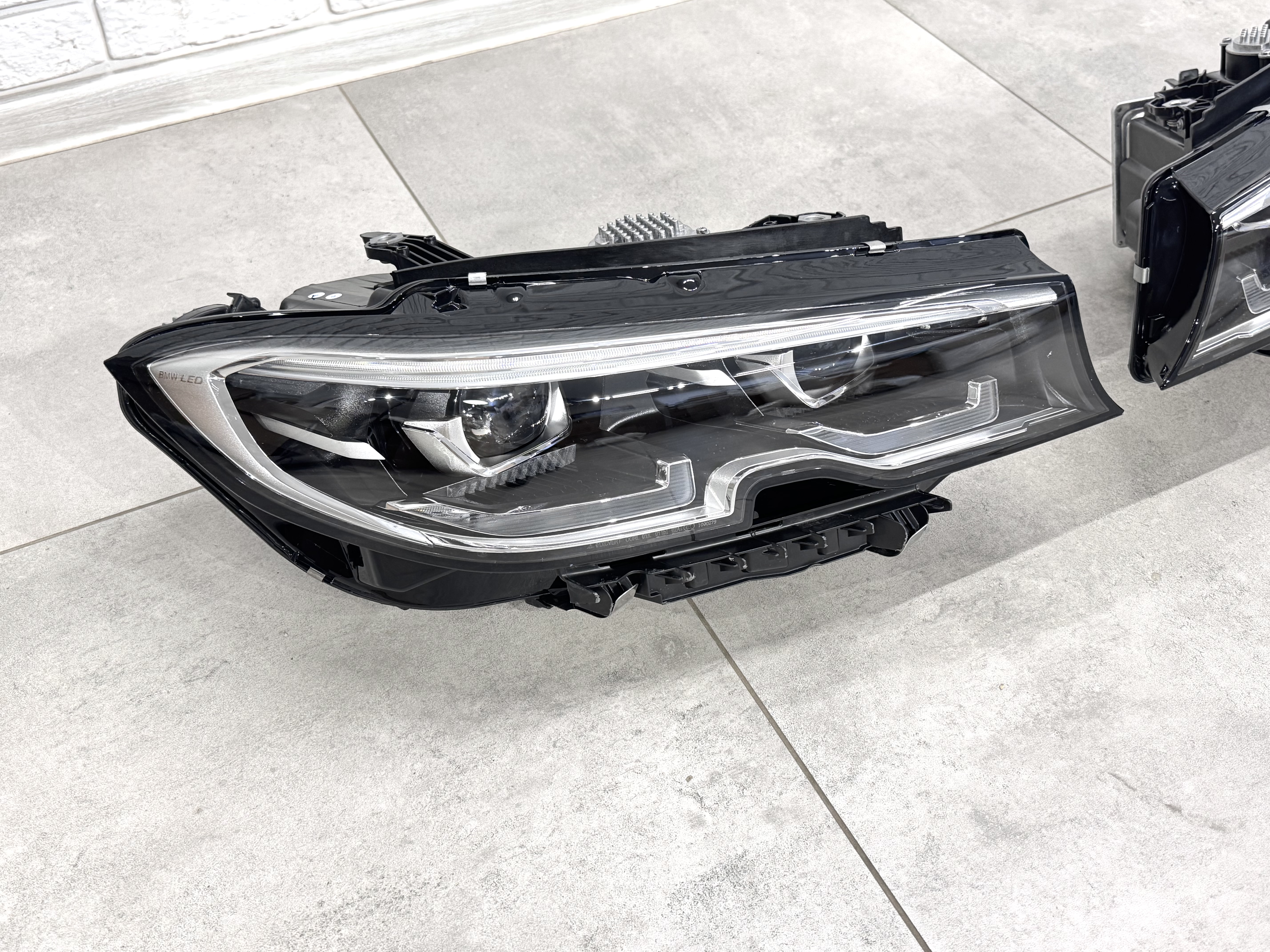 Фари Adaptive LED для BMW 3 series G20/G21 2019-2022 2шт. комплектні з блоками 3