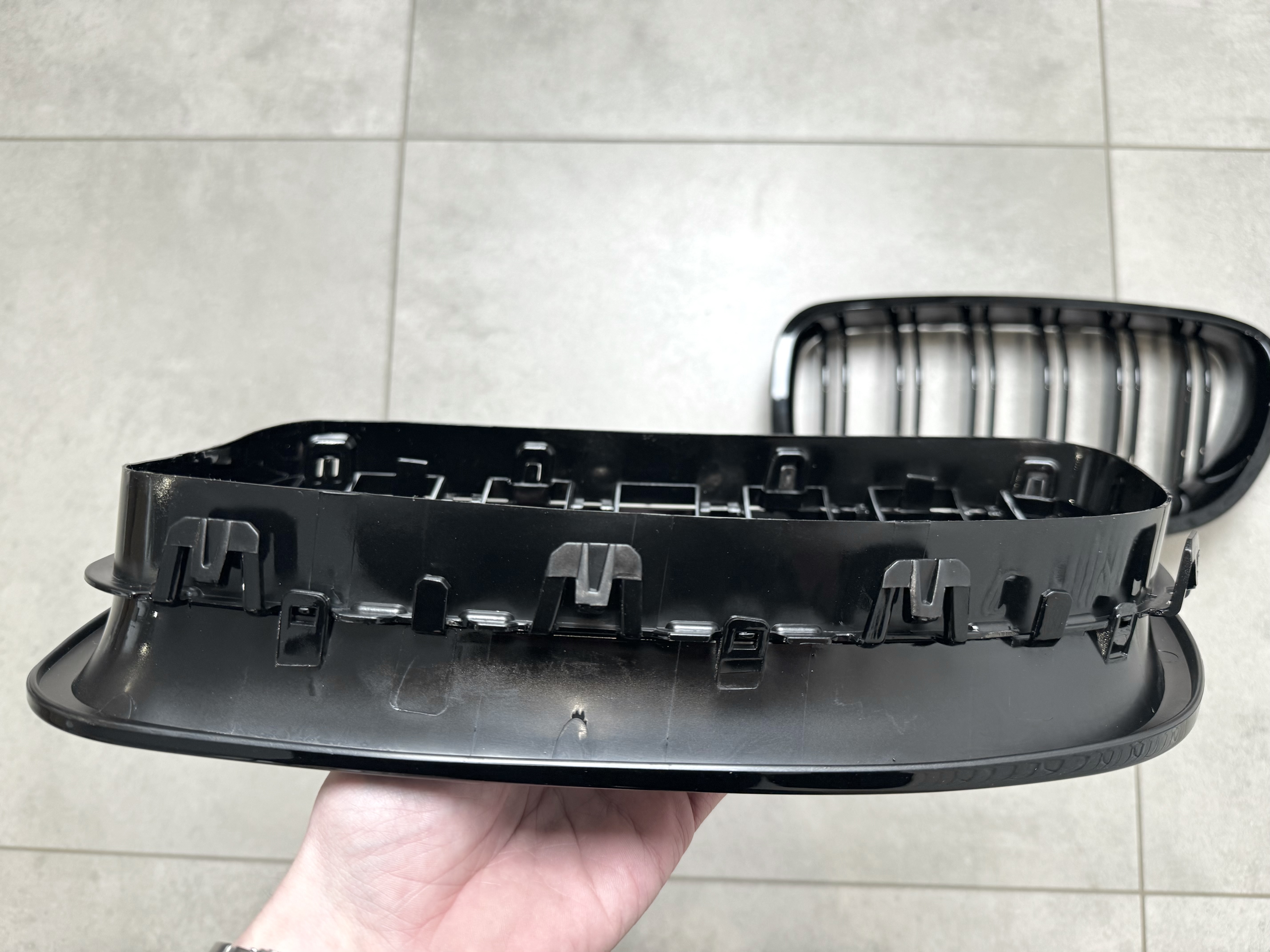 Решітки радіатора ніздрі M5 стиль BMW 5 series F10 F11, чорний глянець 2шт. 3