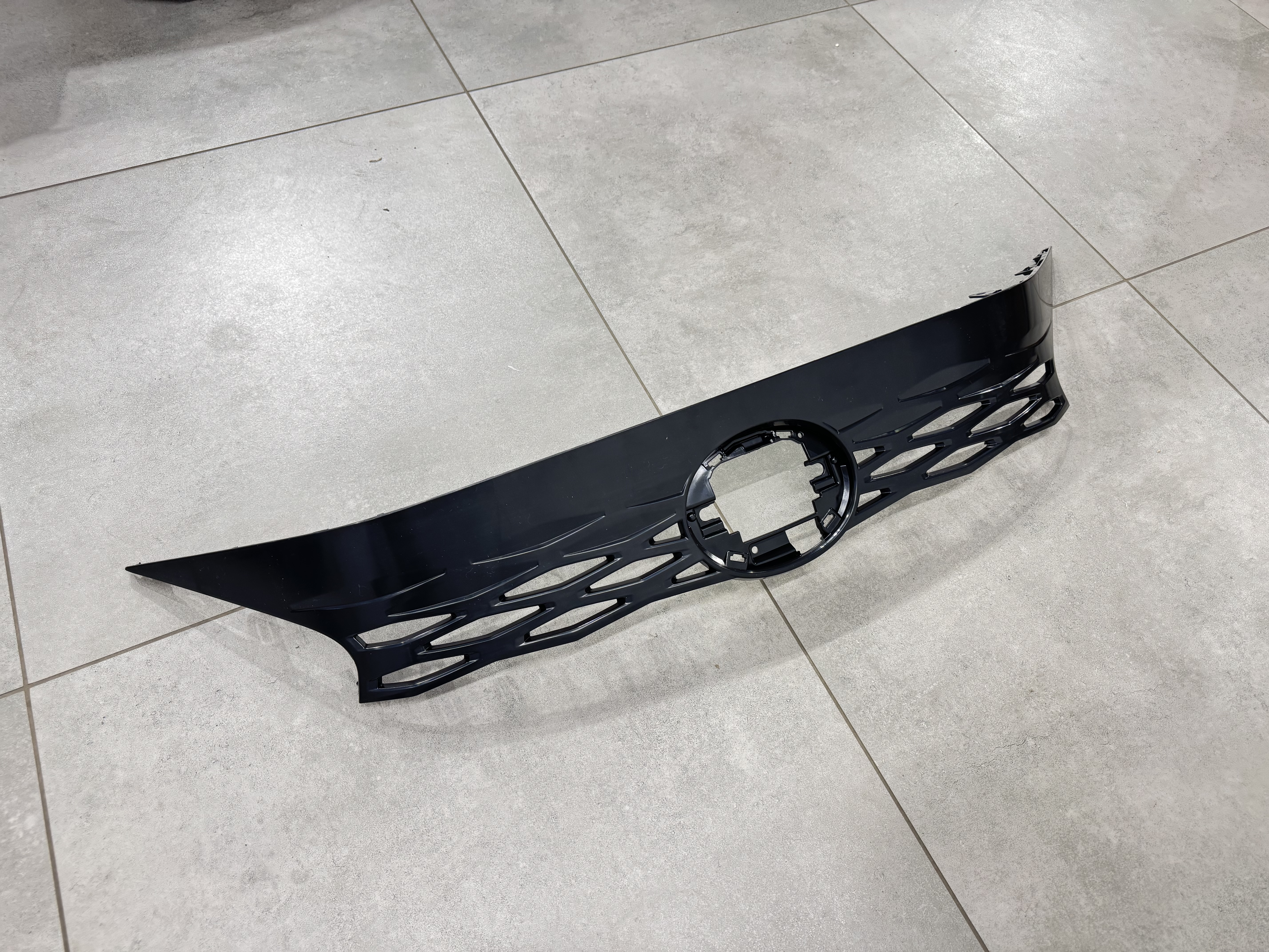 Накладка решітки радіатора верхня OEM Lexus RX 2023+ 5314148900 4