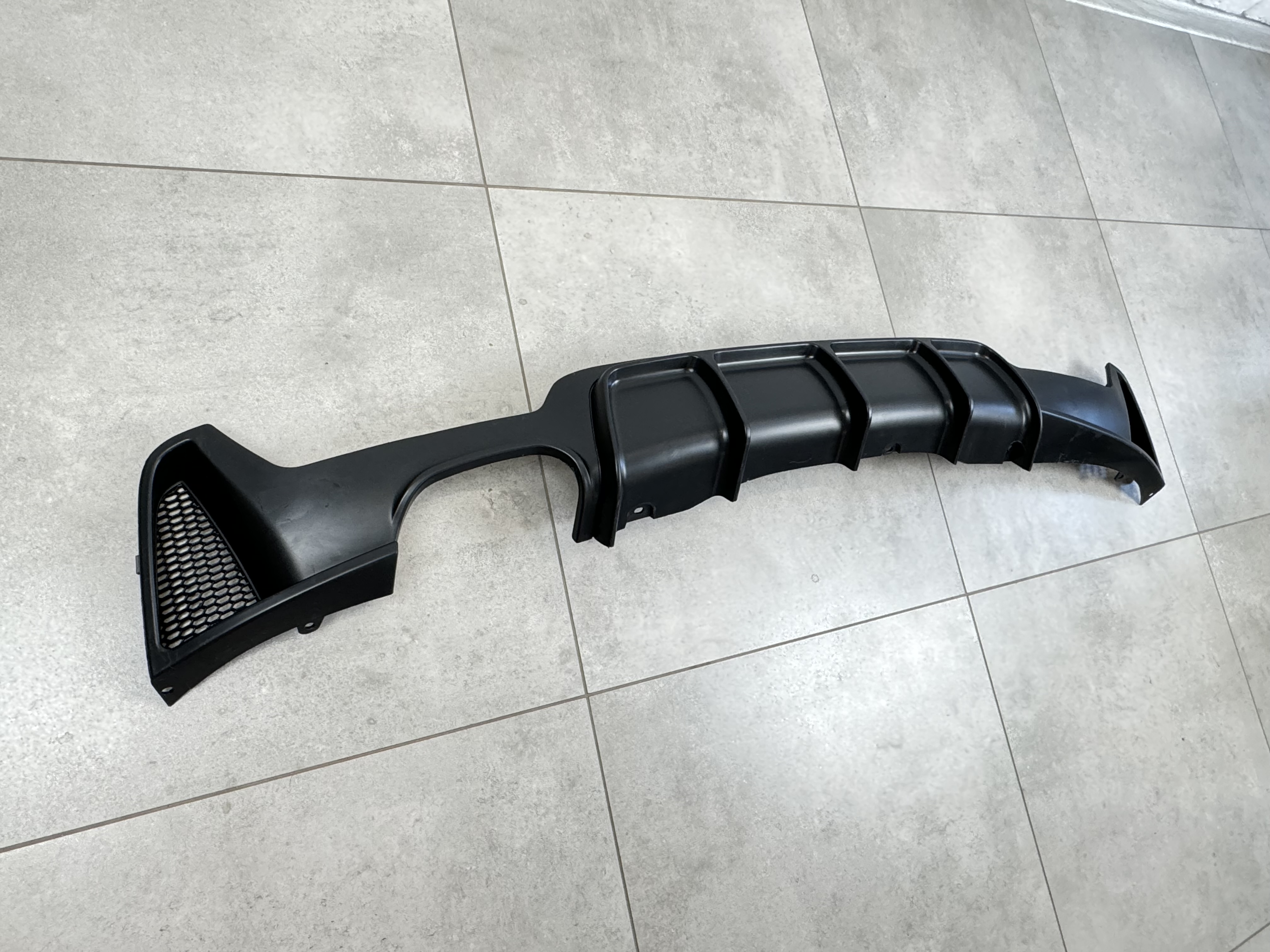 Дифузор накладка заднього бампера M-Performance для BMW 4 series F32 / F33 / F36 2013-2020 ПІД фарбування 3