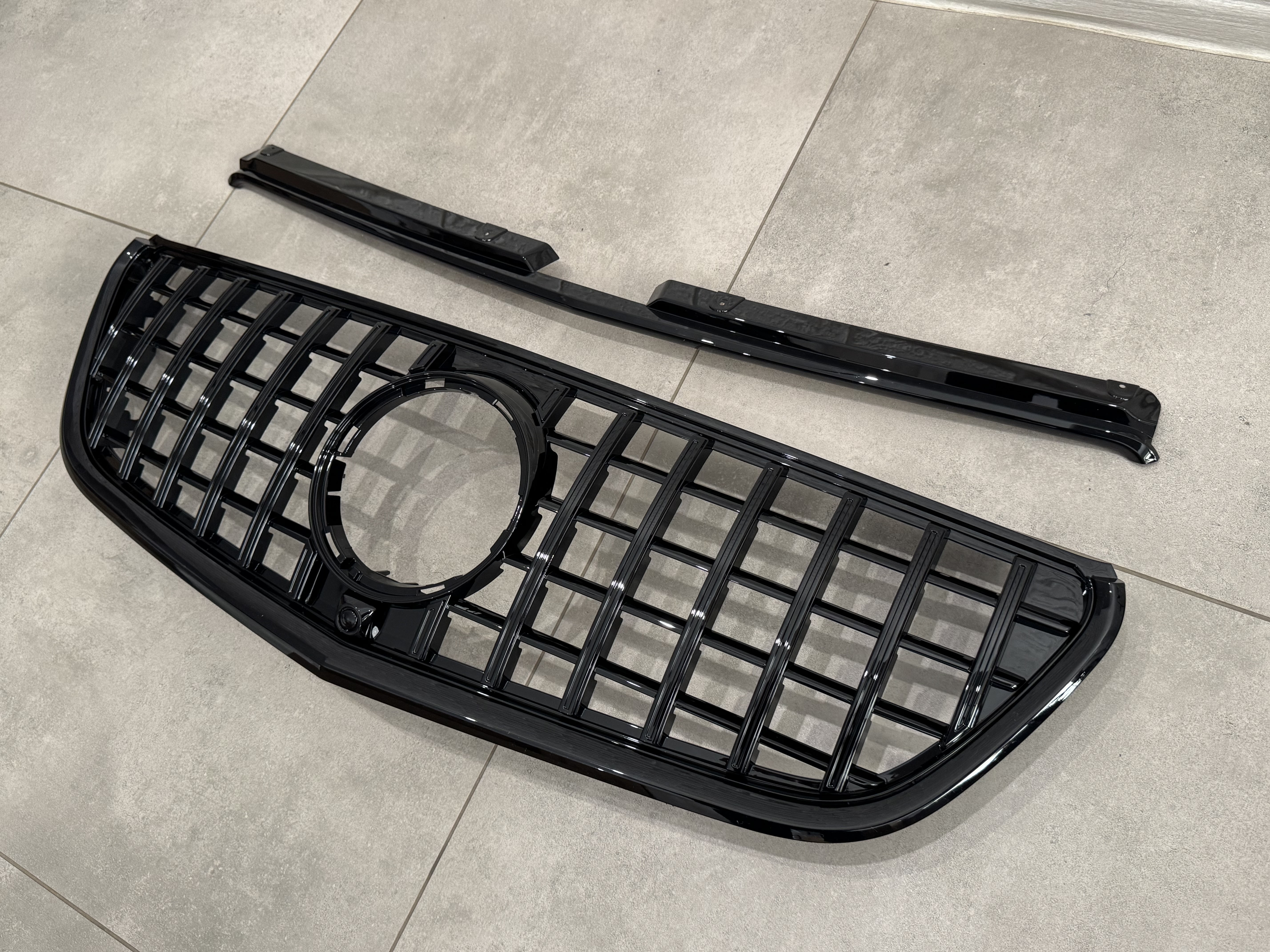 Решітка радіатора GT BLACK Mercedes Benz Vito W447 2014-2019 3