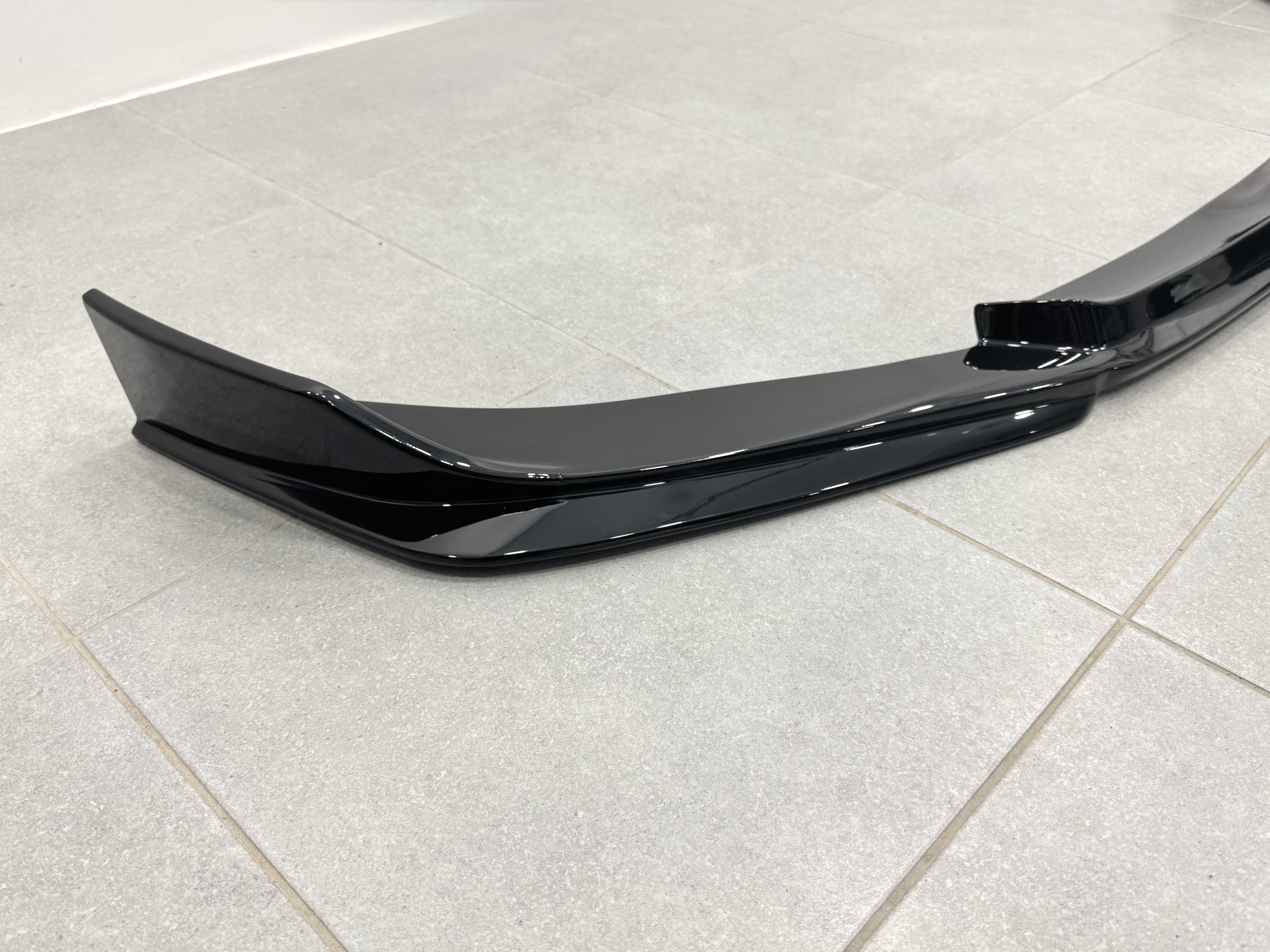 Спідниця переднього бампера M3 CS для BMW 3 series G20 G21 2018-2022 ABS пластик, чорний глянець 6