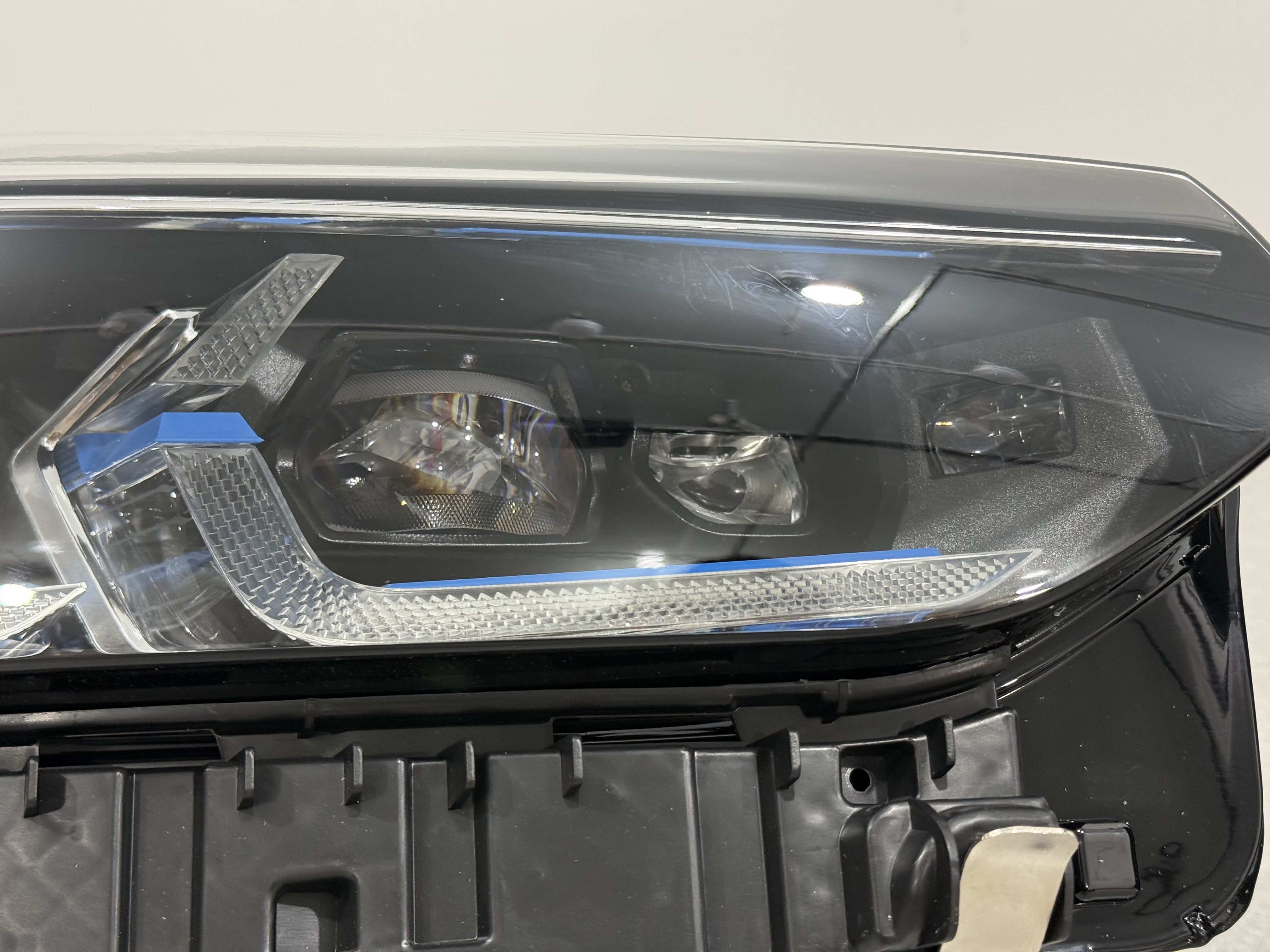 Фари стиль Laser LCI 2022+ рестайлінг замість дорестайлінгових BMW X3 G01 X4 G02 2018-2021 2шт. з заміною бампера на 2022-2024 4