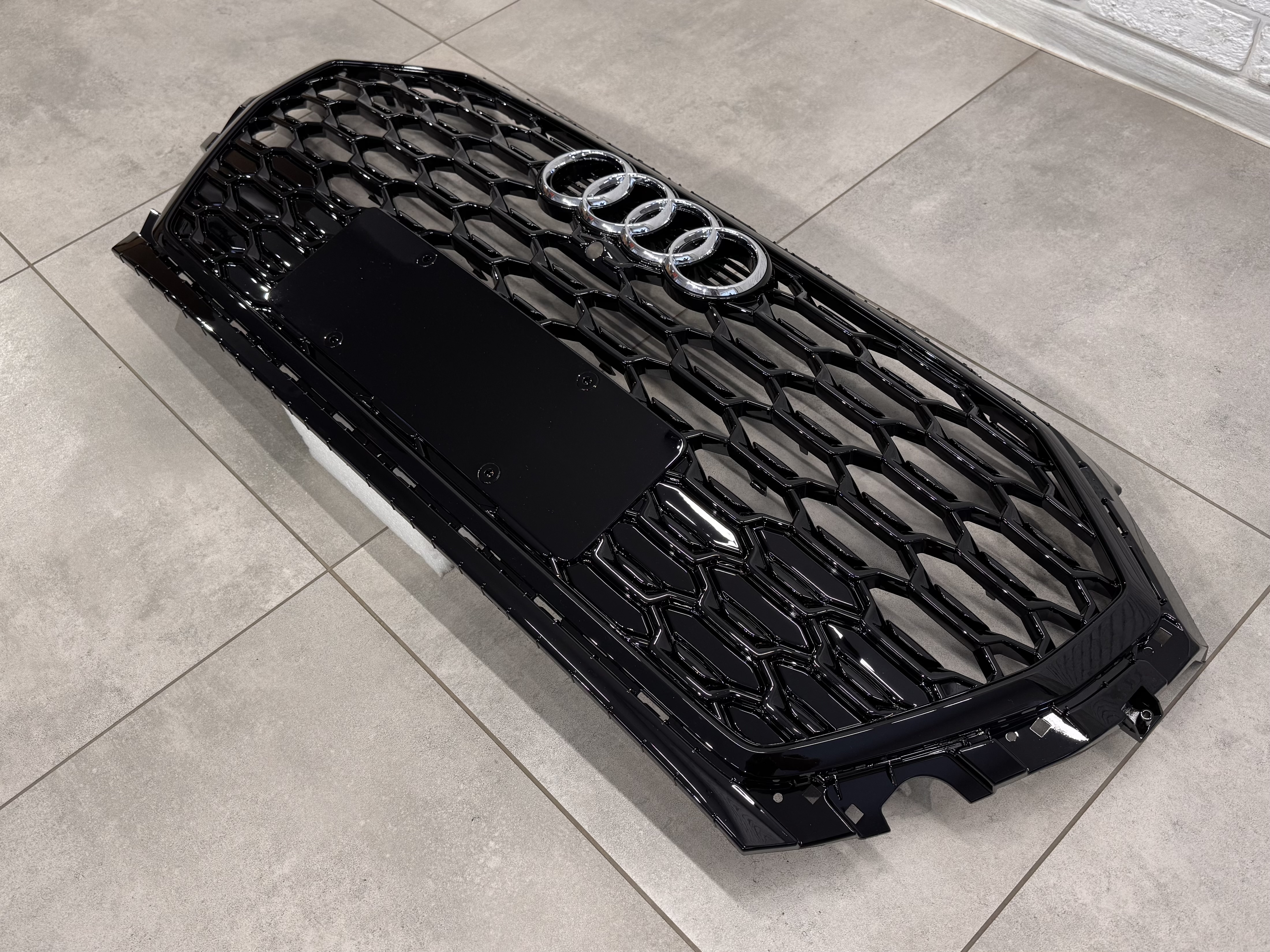 Решітка радіатора для Audi Q5 Sportback 2021-2024 чорна 80G 853 651 YB9 4