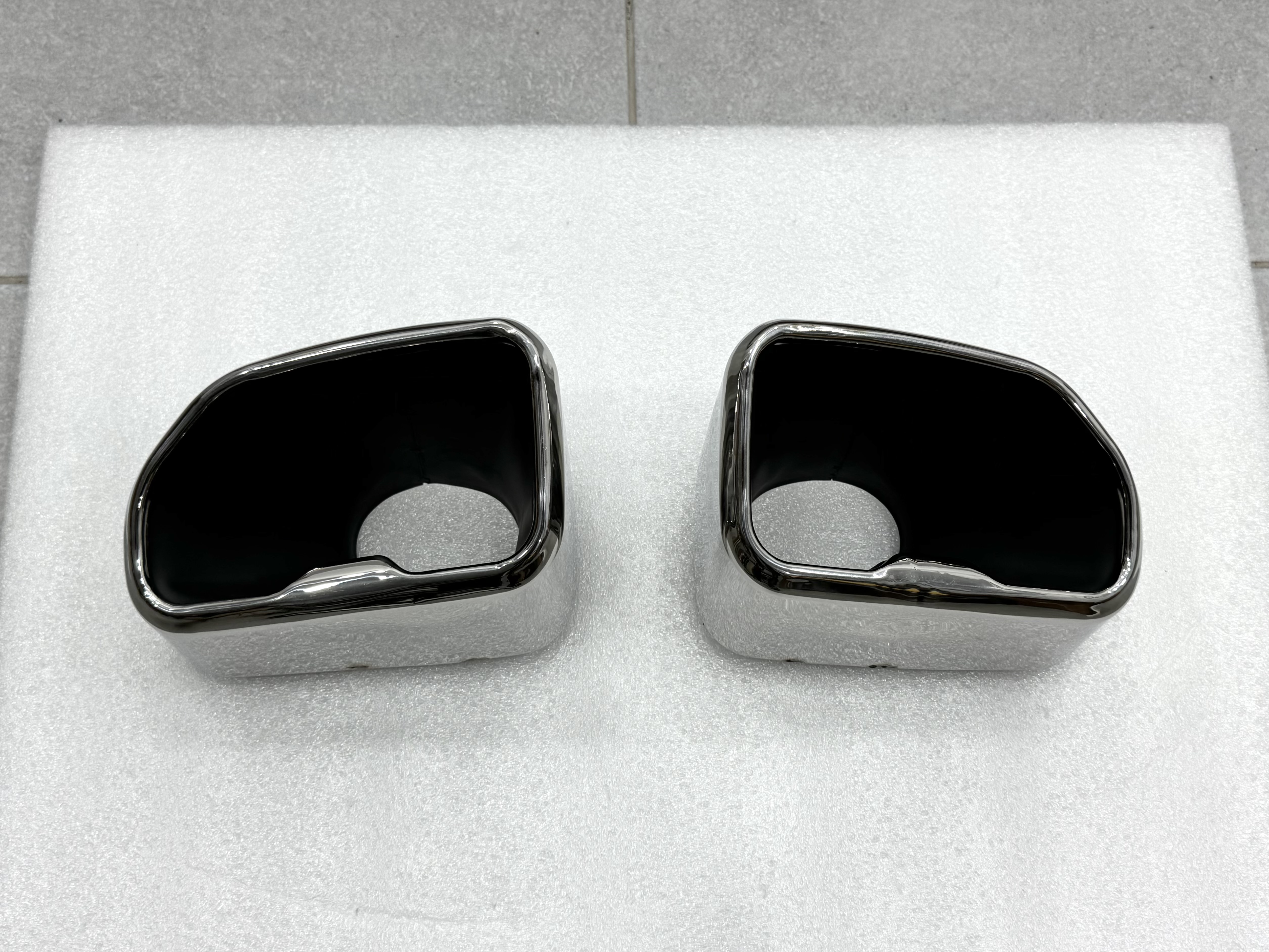 Насадки на вихлопні труби M Paket для BMW X3 G01 / X4 G02 2018-2021 хром 3