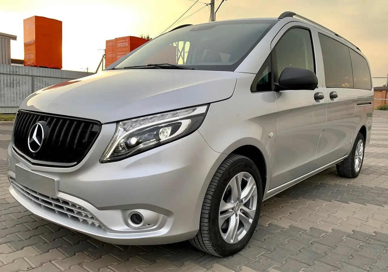 Передня решітка GT Panamericana Black (2014-2023 для Vito W447) 4