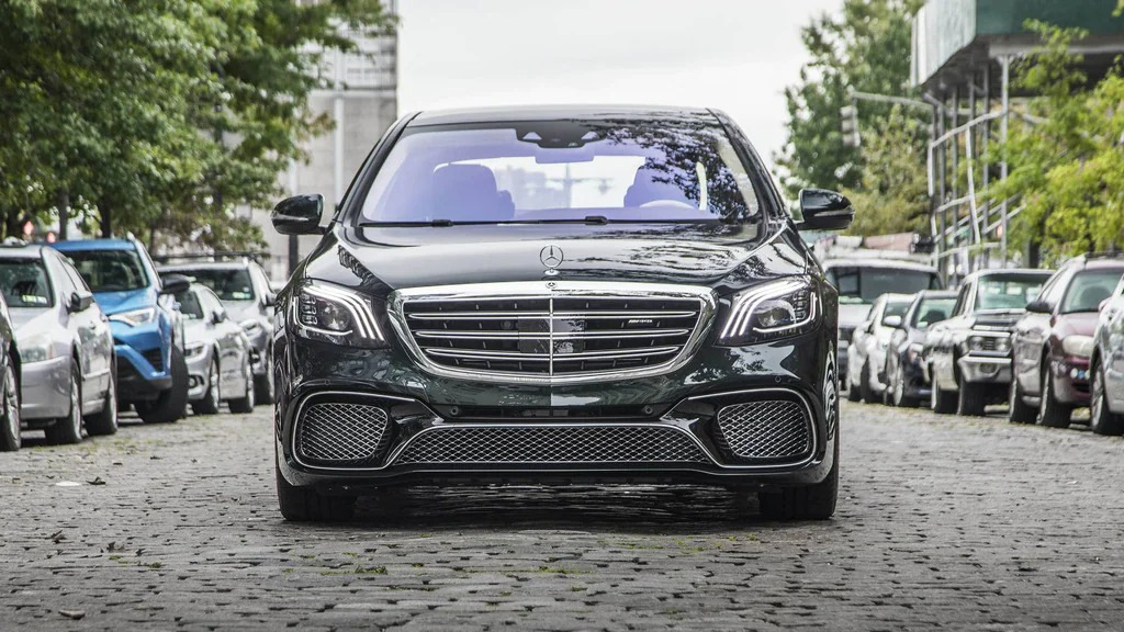 Передній бампер в зібраному вигляді S65 AMG (2018-2022)