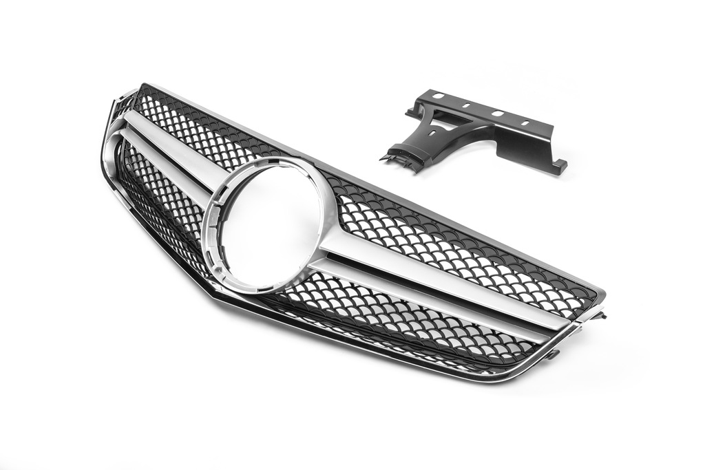 Передня решітка (2009-2013, AMG Silver) 3