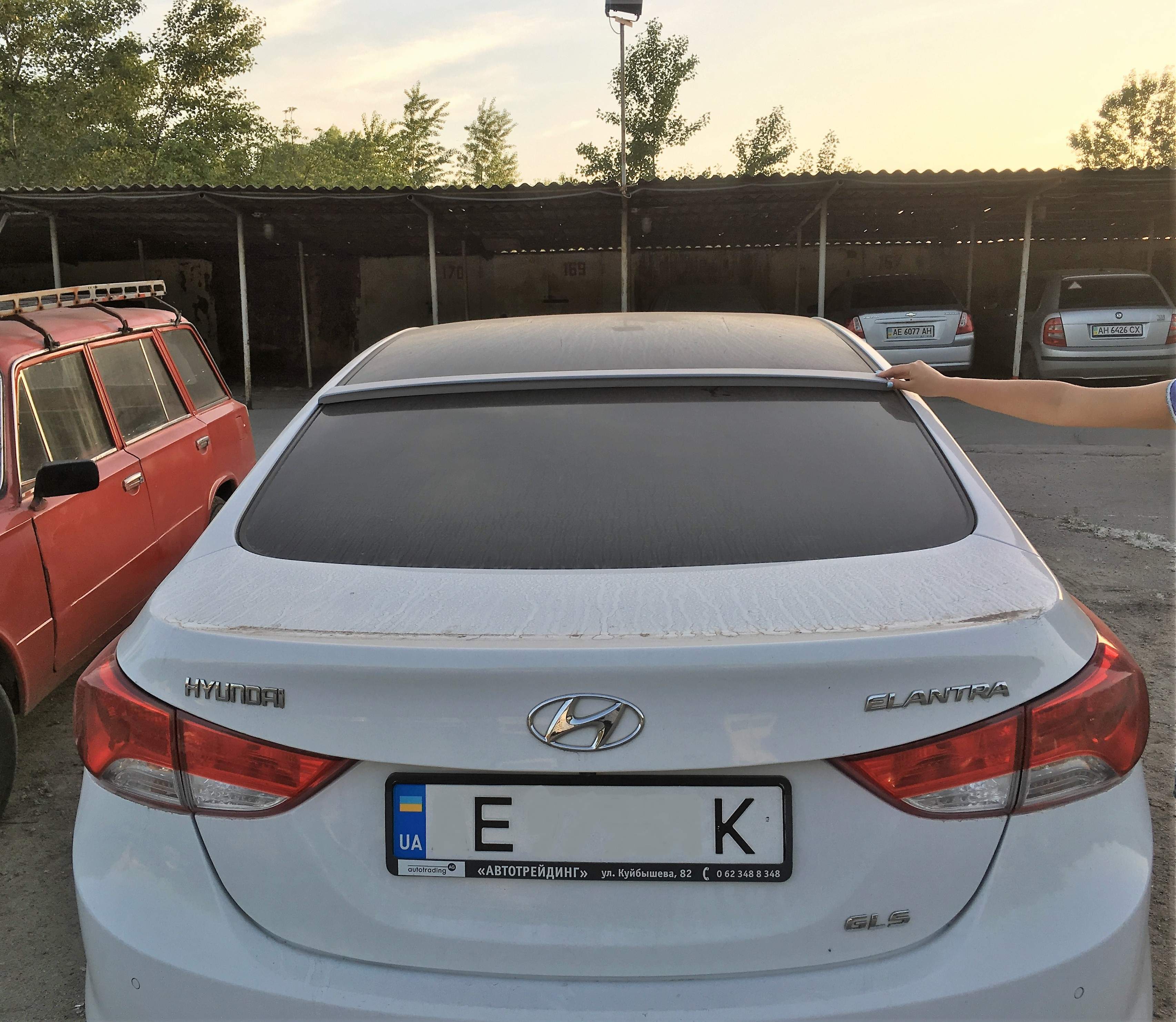 Козирок на скло Hyundai Elantra MD 2010-2015 ABS пластик під фарбування 5