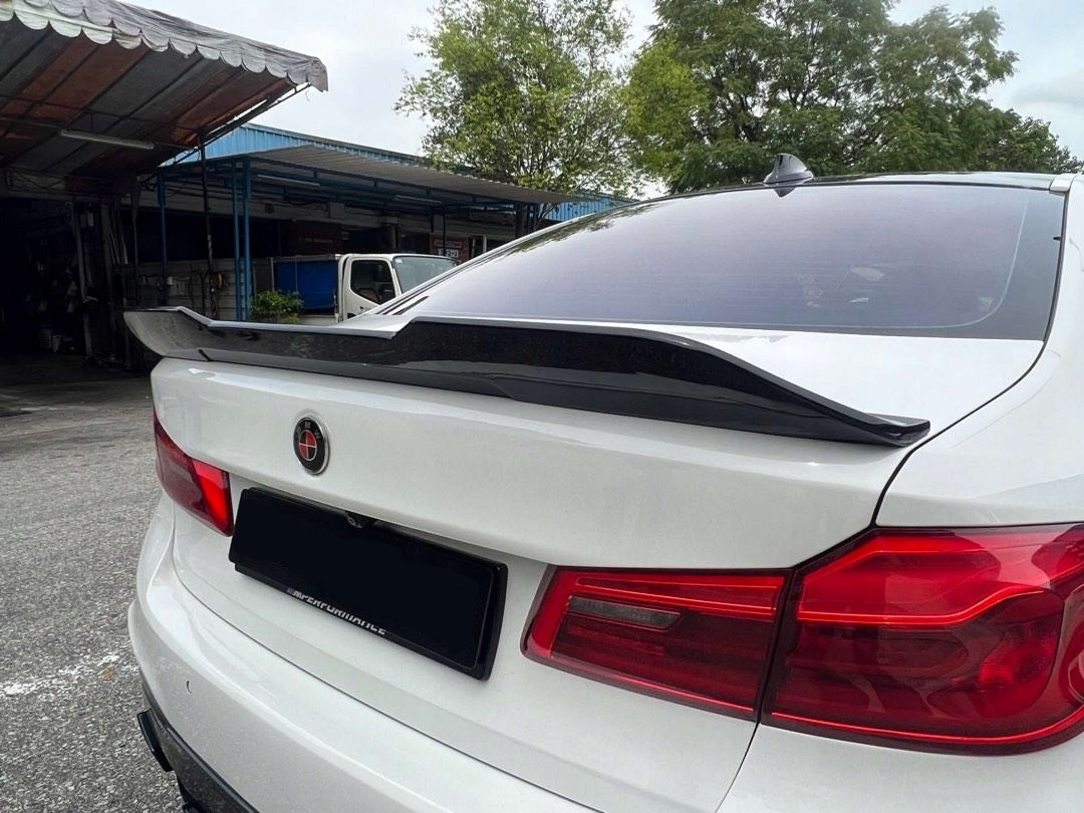 Спойлер Чорний глянець (PSM) на BMW 5 Series G30 / G31 2017-2020 року 5