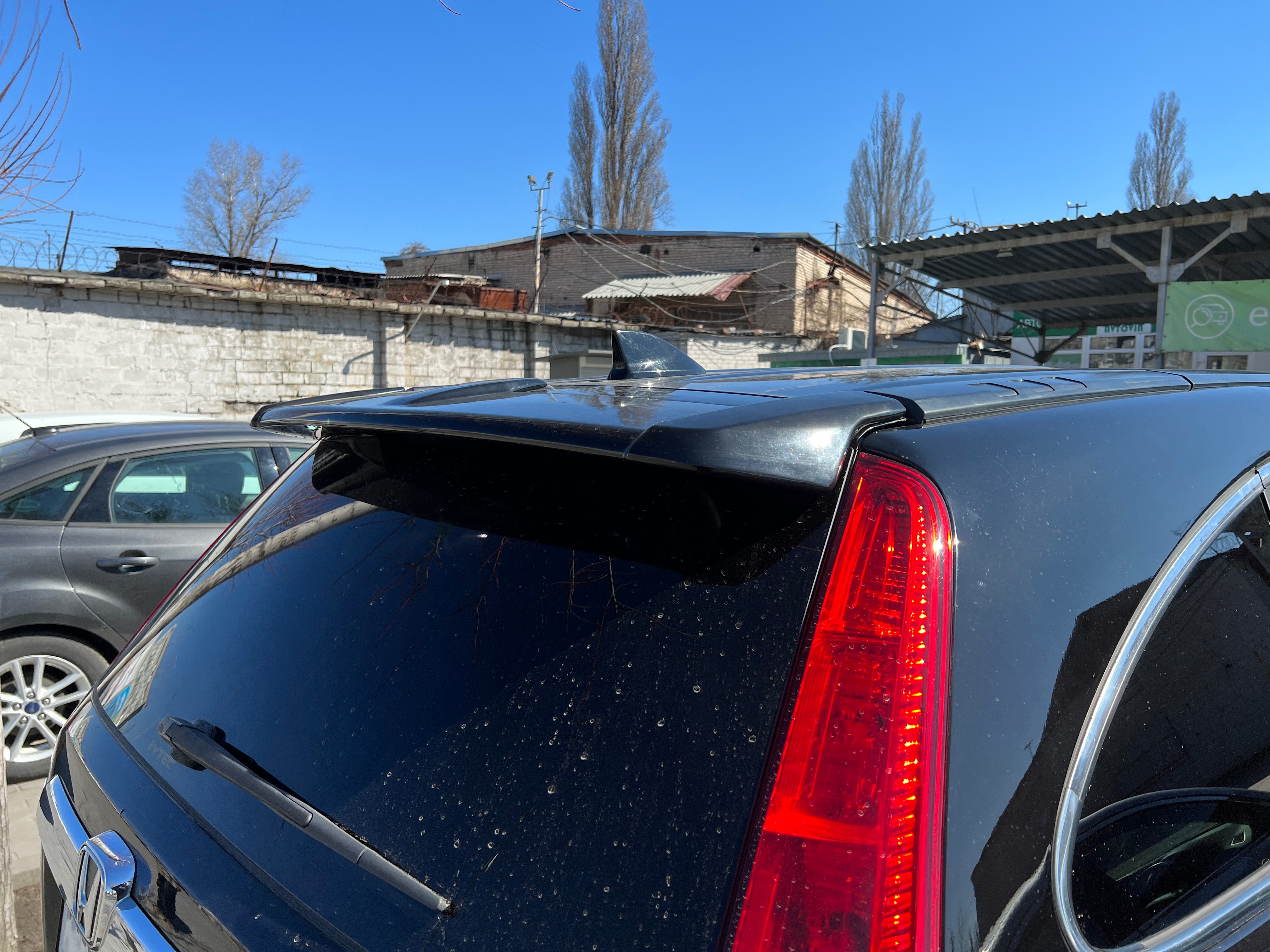 Спойлер козирок Honda CRV 2006-2012 ABS пластик, колір чорний 4