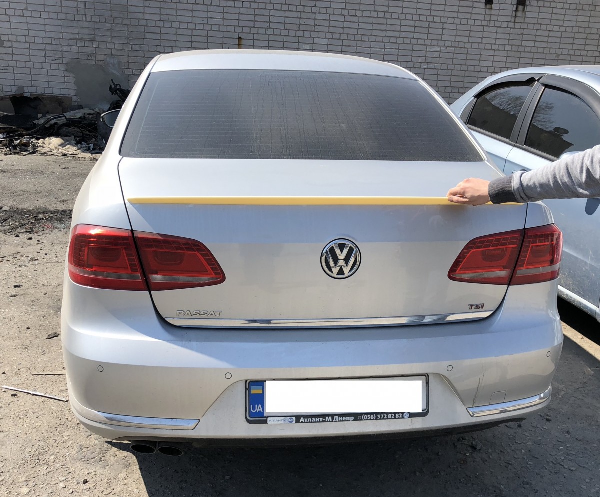 Спойлер ліп на багажник Volkswagen Passat B7 2011-2015 ABS пластик під фарбування 4