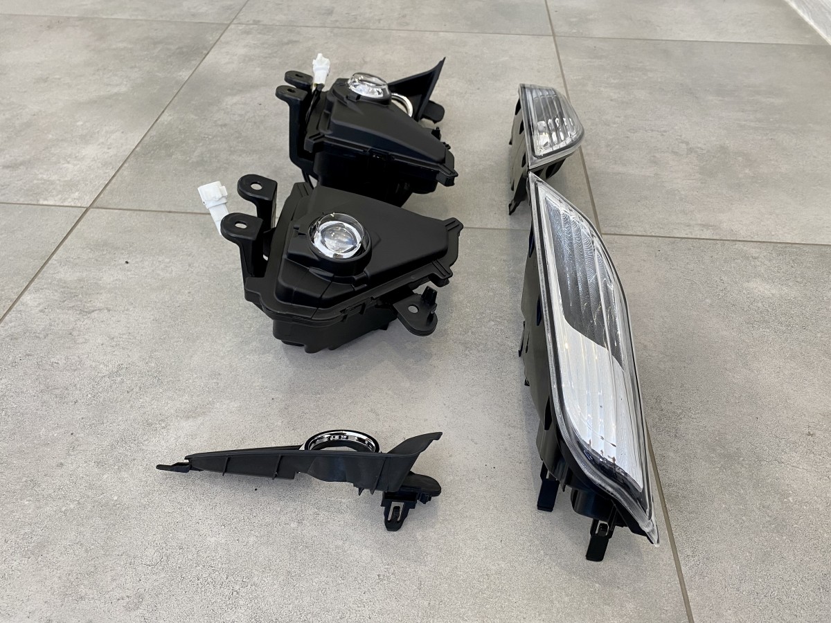 Led туманні фари + заглушки + покажчики повороту Lexus GX 460 2014-2021 (ліва+права) 5