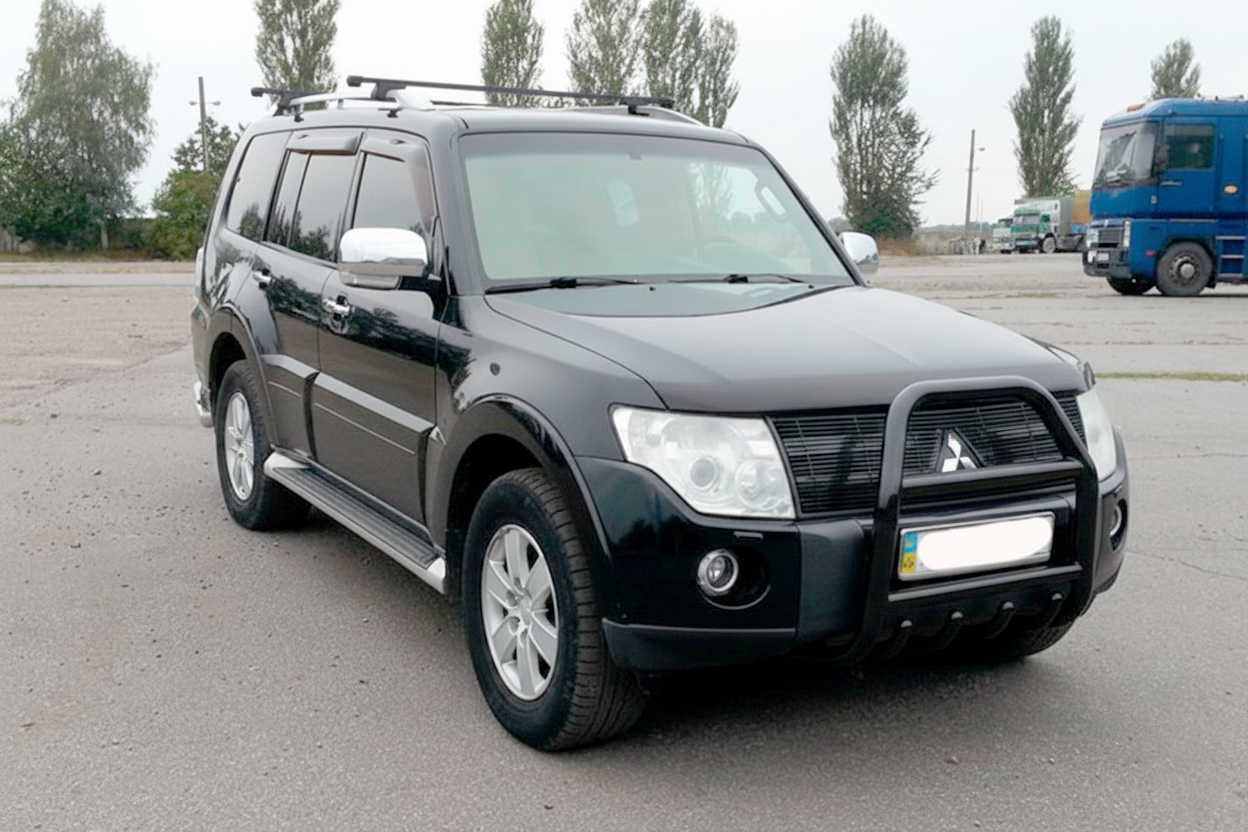 Кенгурятник QT011 Black (нерж.)