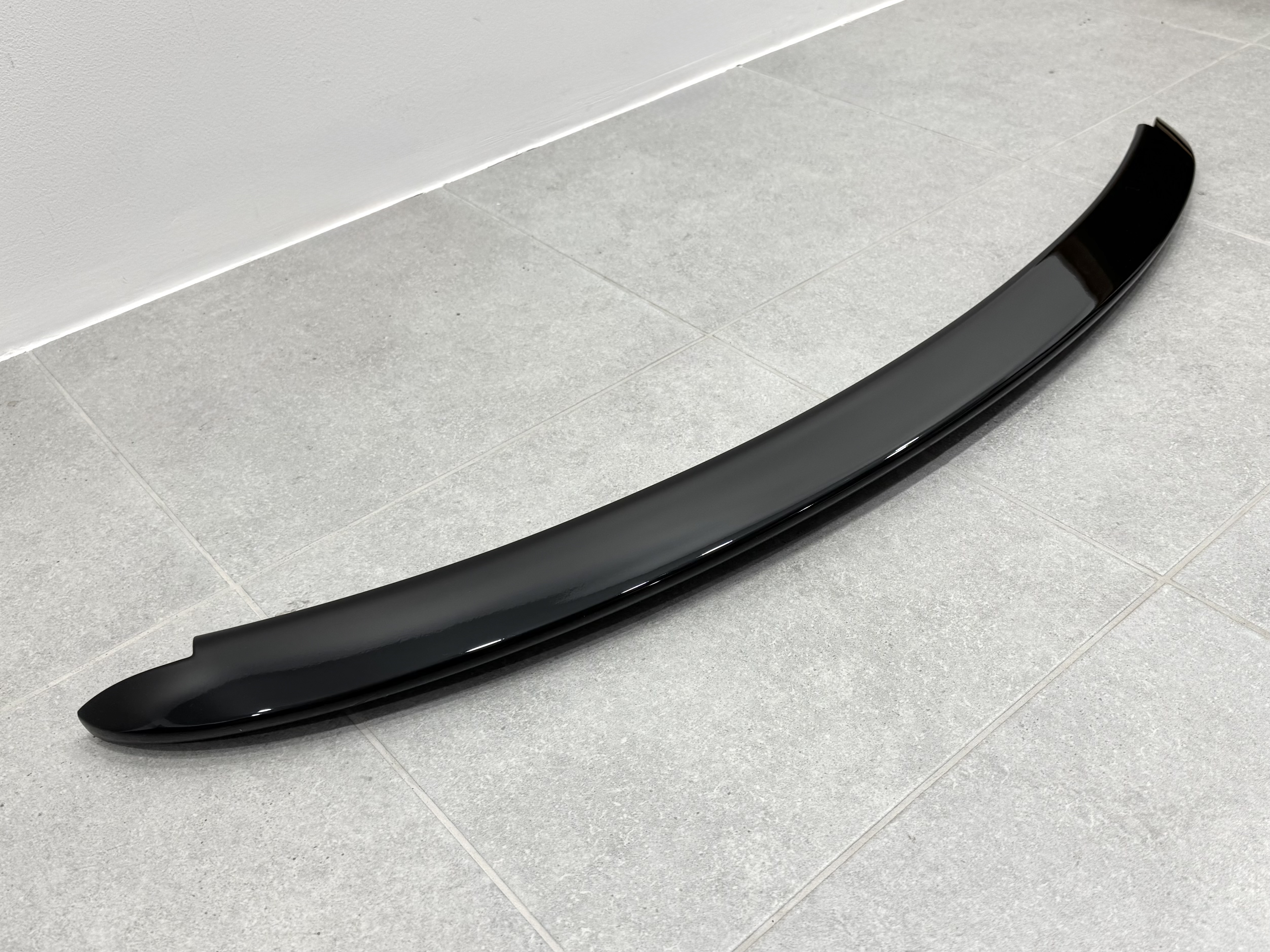 Спойлер козирок на кришку багажника Toyota Yaris 2005-2010 ABS пластик, колір чорний глянець 3