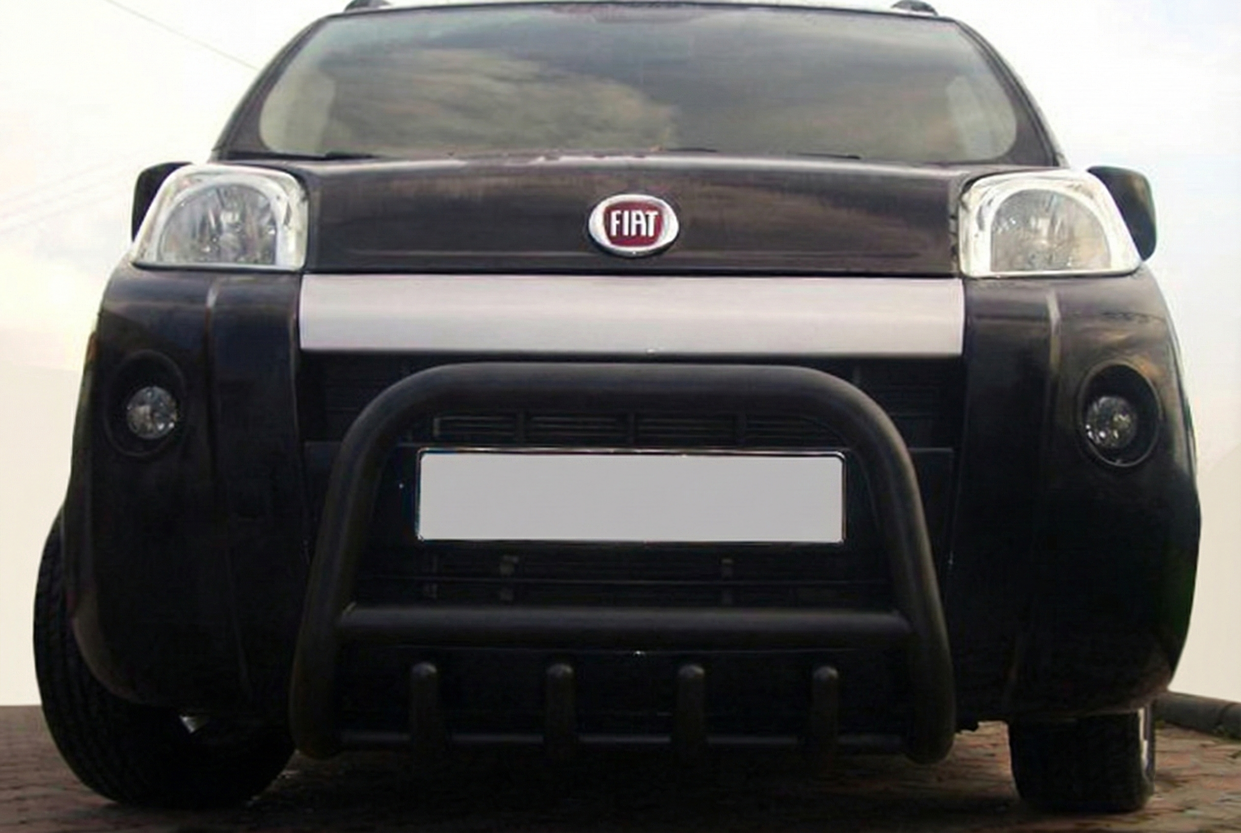 Кенгурятник QT006 Black (нерж.)