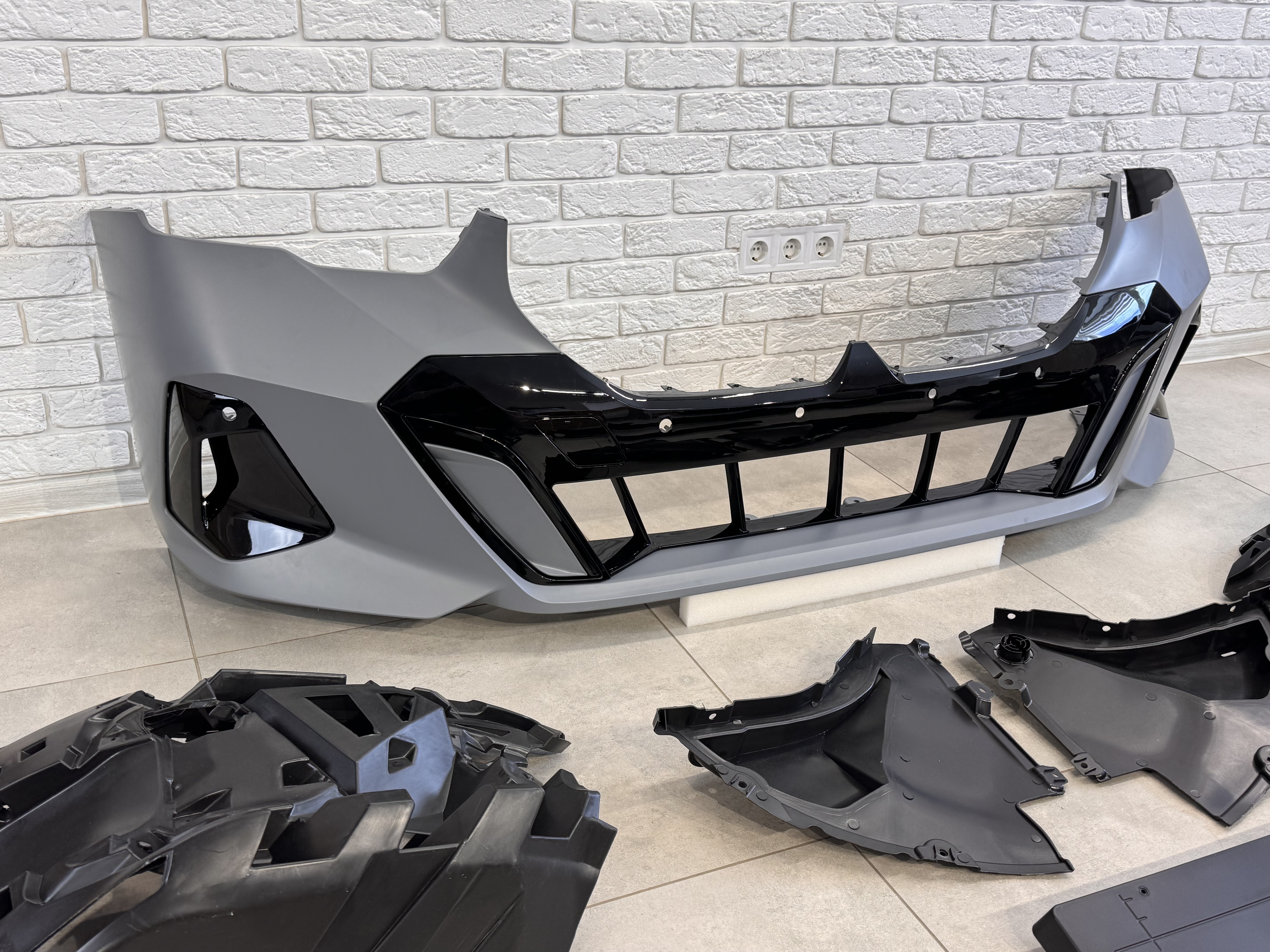 Бампер передній M Sport для BMW 5 series G60 2024- 3