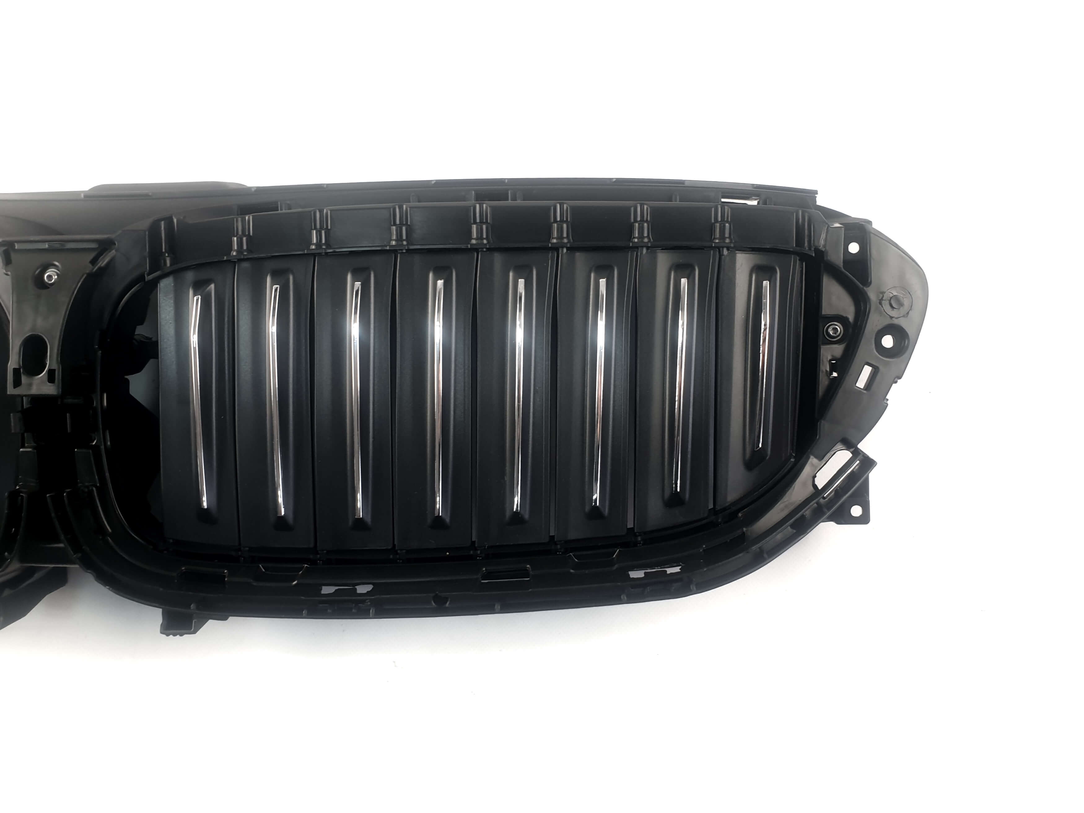Повітряна заслонка (жалюзі) з моторчиком на BMW 5 Series G30 / G31 2017-2020 року 3