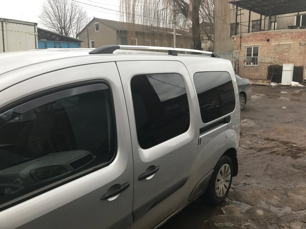 Рейлінги хром Стандартна база, Пластикові ніжки 3